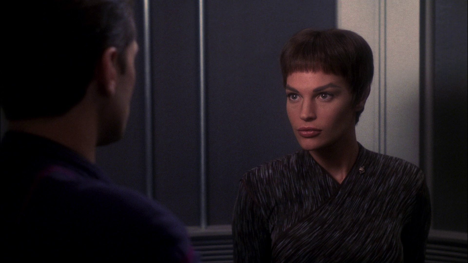 extant_StarTrek_ENT_1x11-ColdFront_2114.jpg
