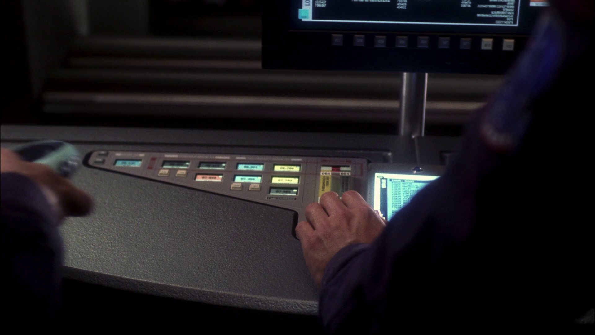 extant_StarTrek_ENT_1x11-ColdFront_2320.jpg
