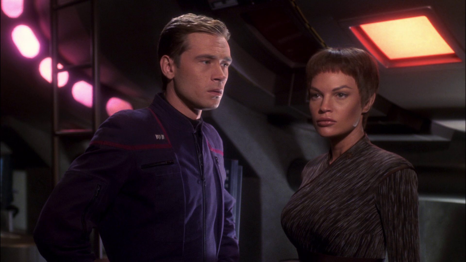 extant_StarTrek_ENT_1x11-ColdFront_2385.jpg