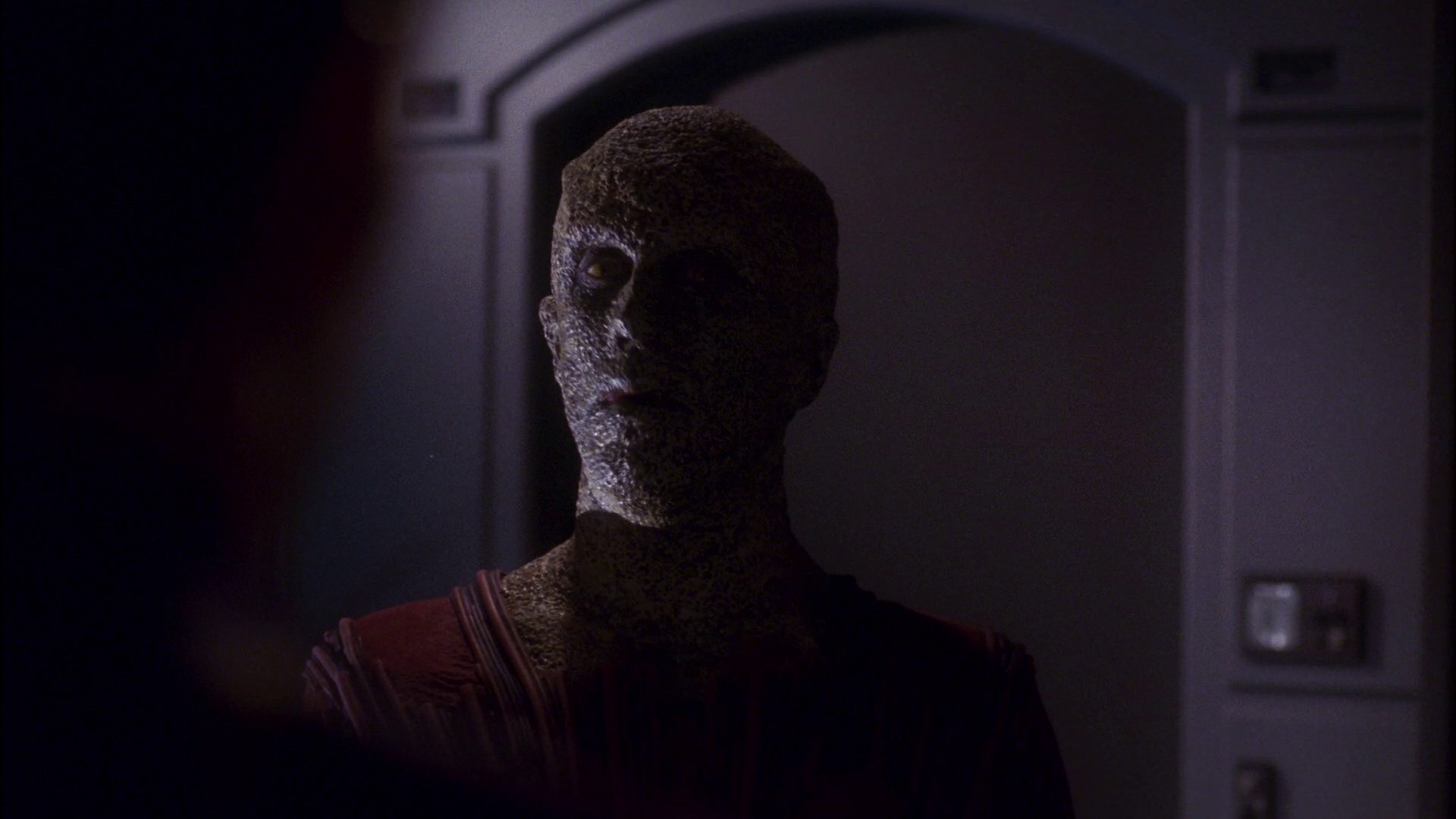 extant_StarTrek_ENT_1x11-ColdFront_2479.jpg