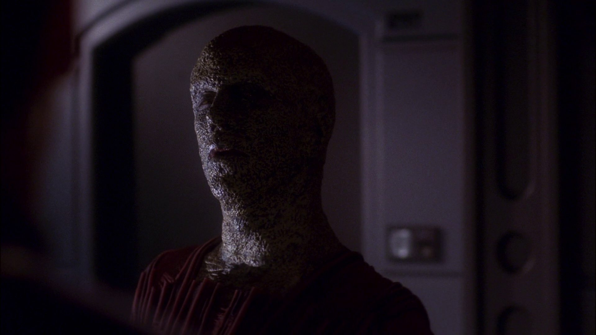 extant_StarTrek_ENT_1x11-ColdFront_2525.jpg
