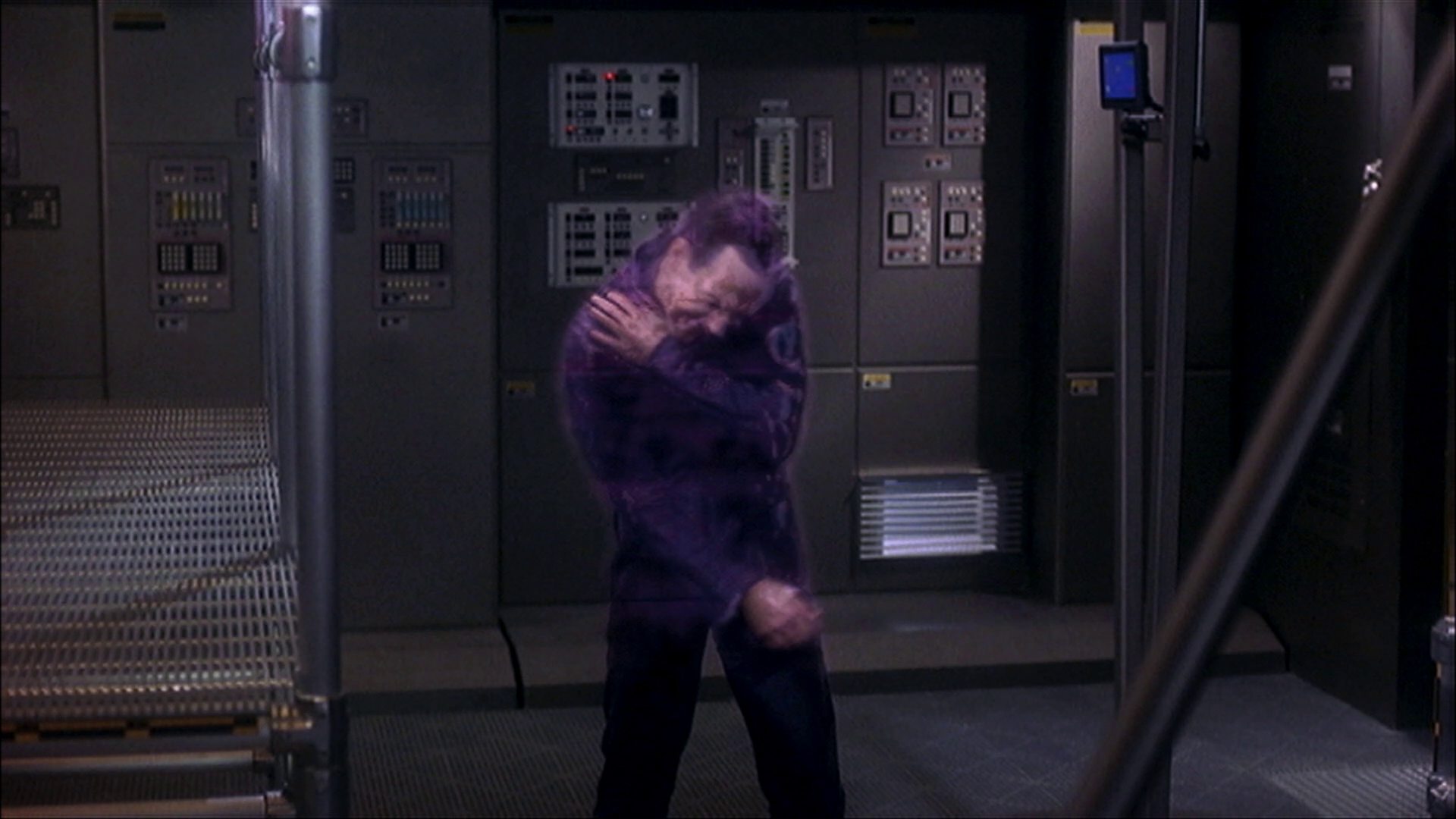 extant_StarTrek_ENT_1x11-ColdFront_2821.jpg