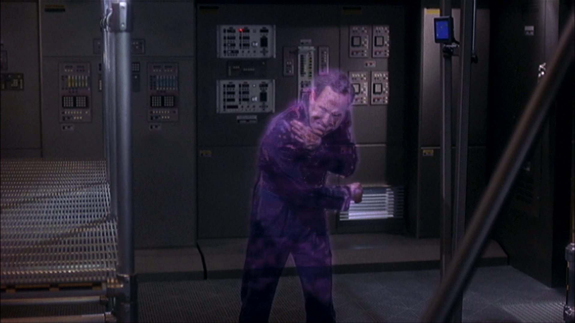 extant_StarTrek_ENT_1x11-ColdFront_2822.jpg