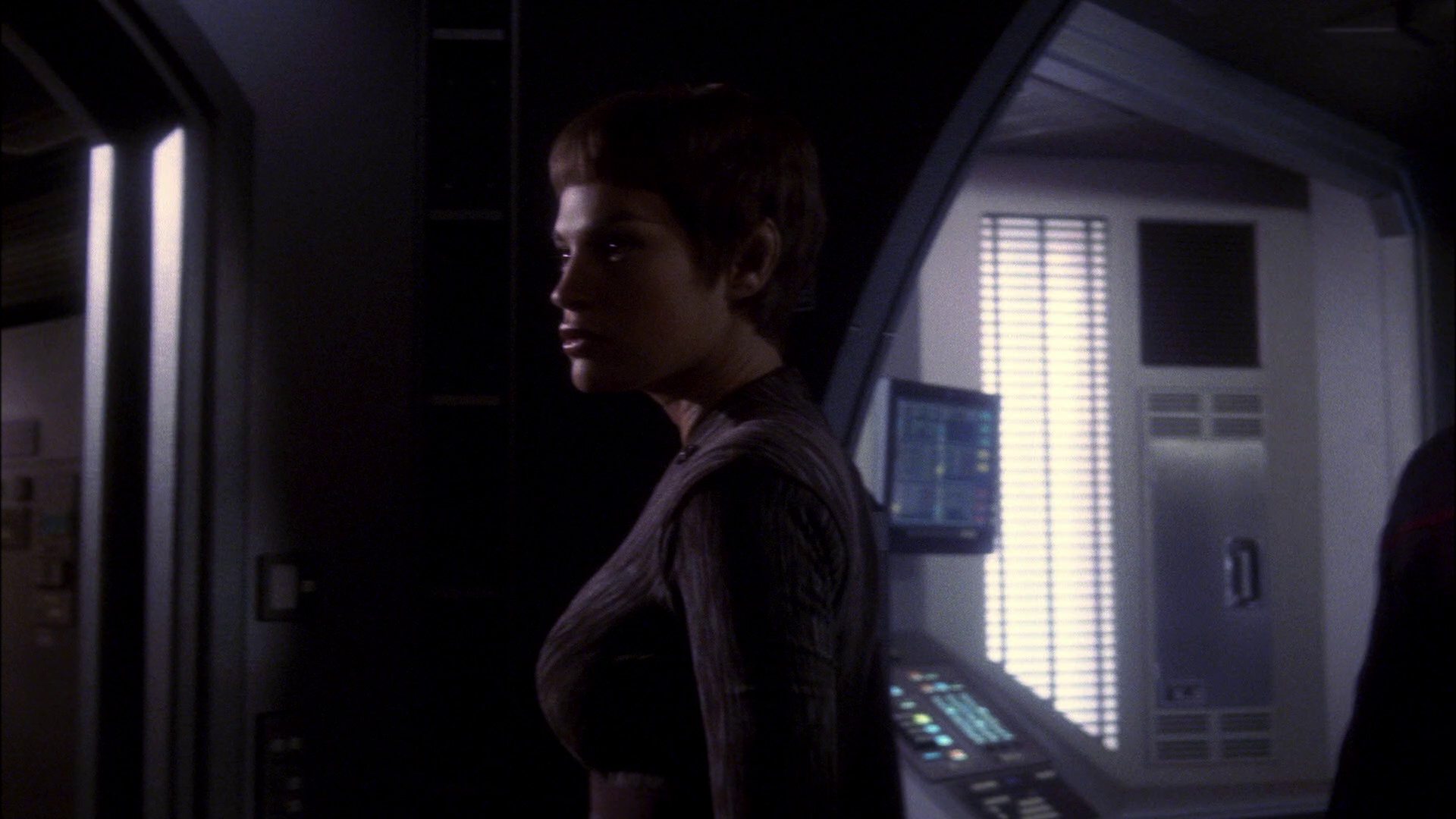 extant_StarTrek_ENT_1x11-ColdFront_2832.jpg