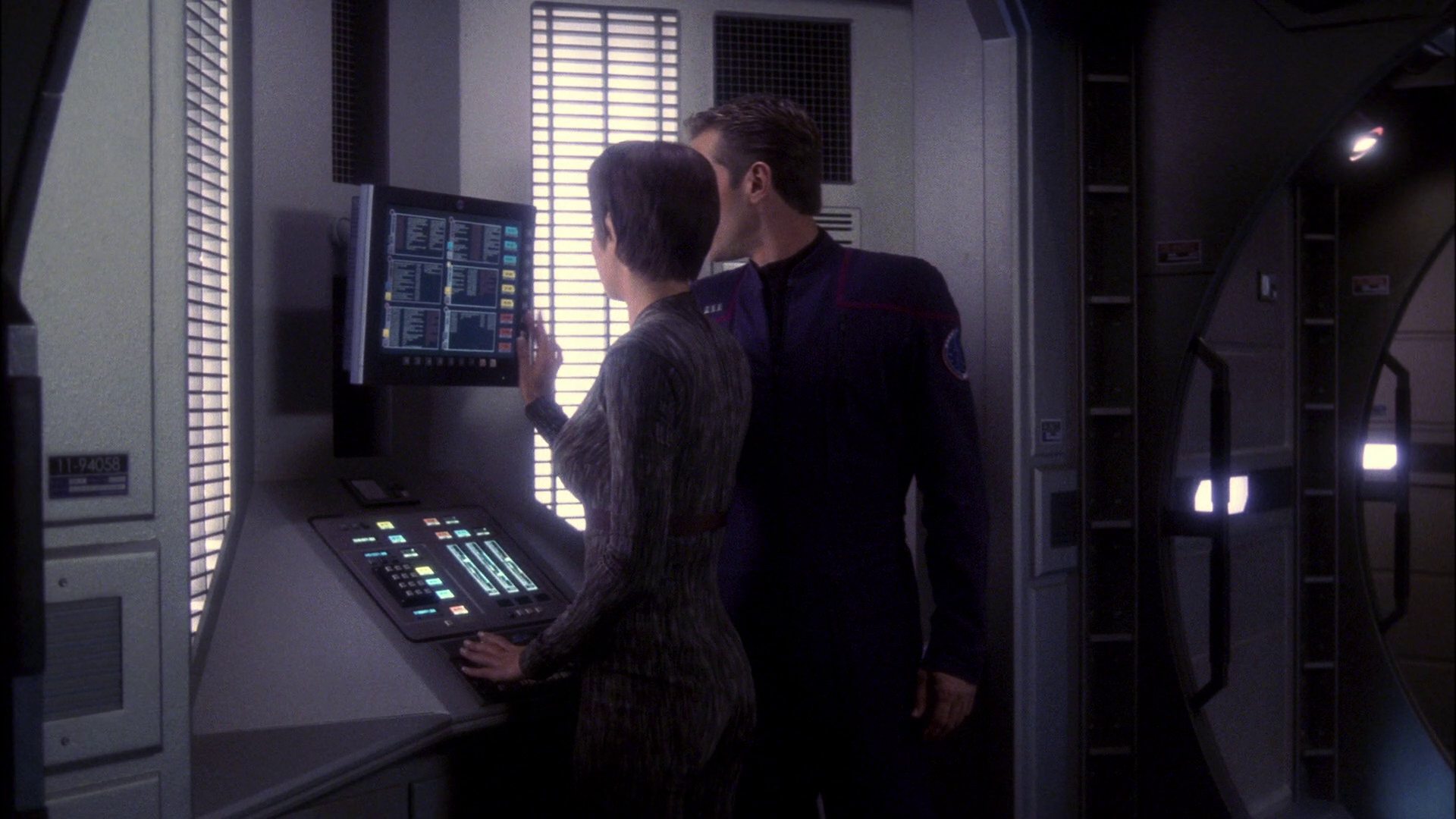 extant_StarTrek_ENT_1x11-ColdFront_2841.jpg