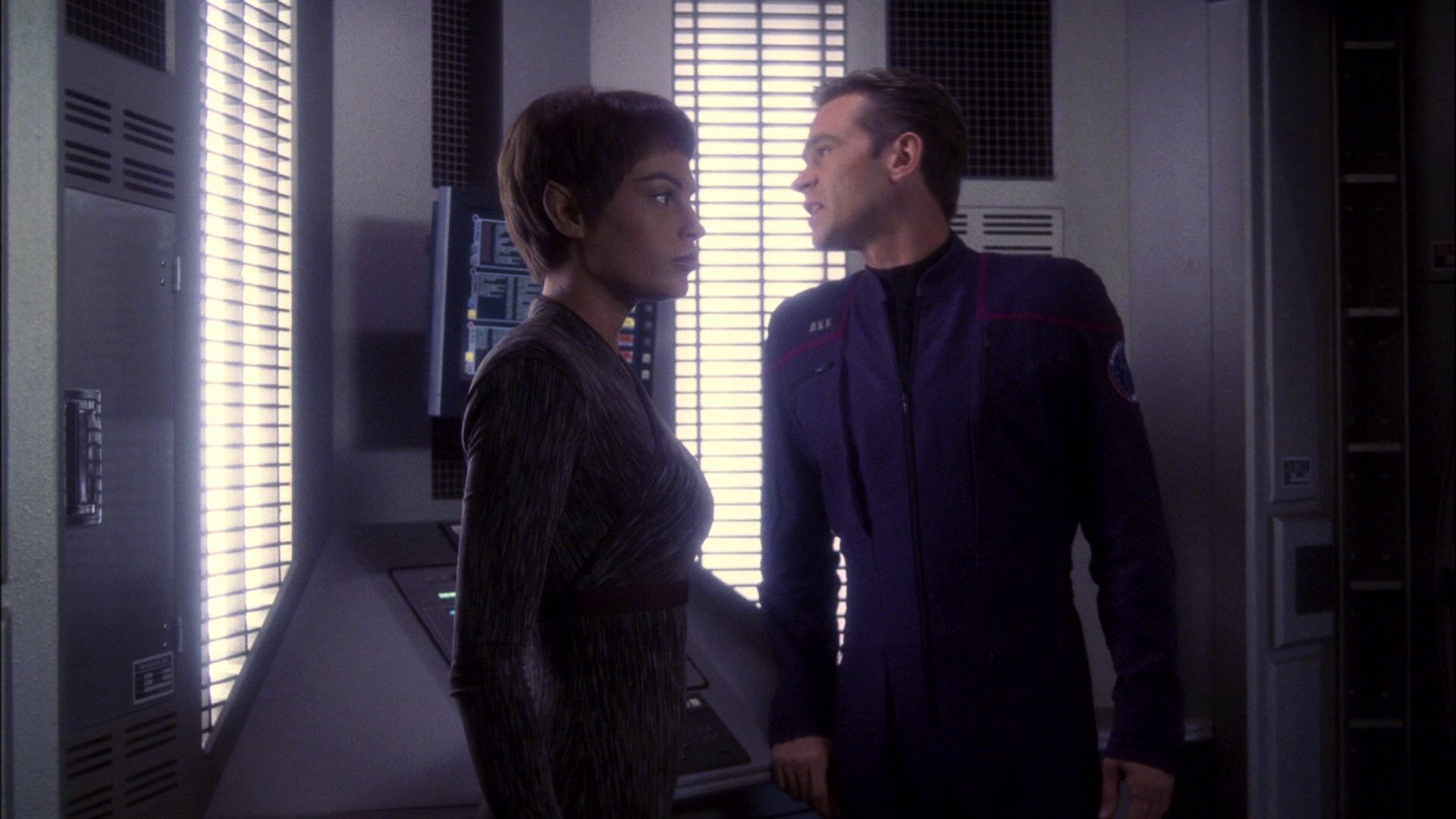 extant_StarTrek_ENT_1x11-ColdFront_2849.jpg