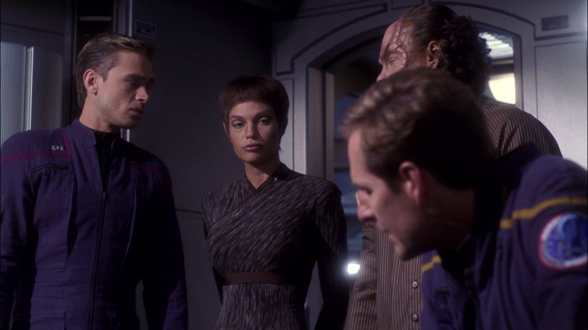 extant_StarTrek_ENT_1x11-ColdFront_2912.jpg