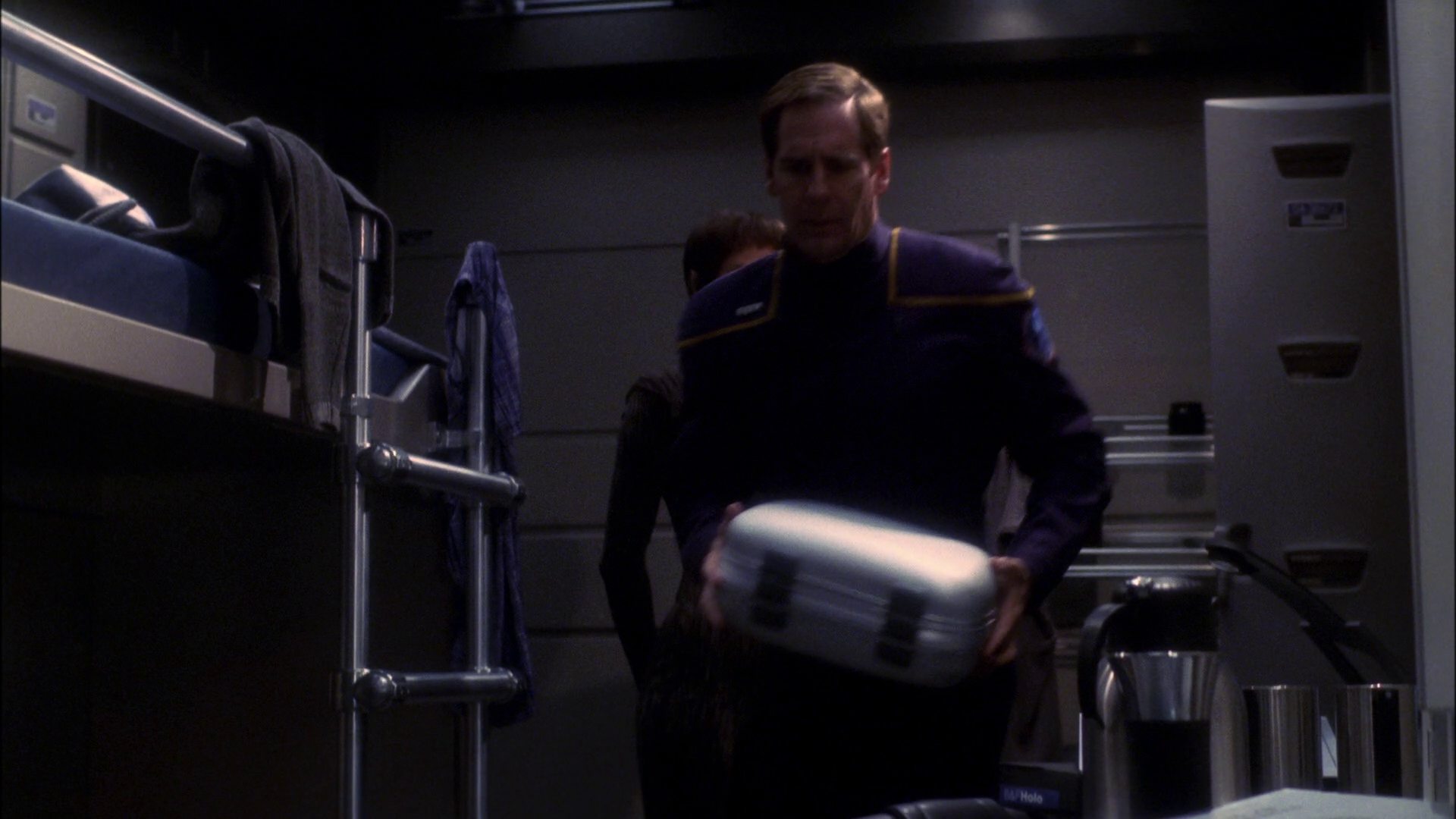 extant_StarTrek_ENT_1x11-ColdFront_3001.jpg