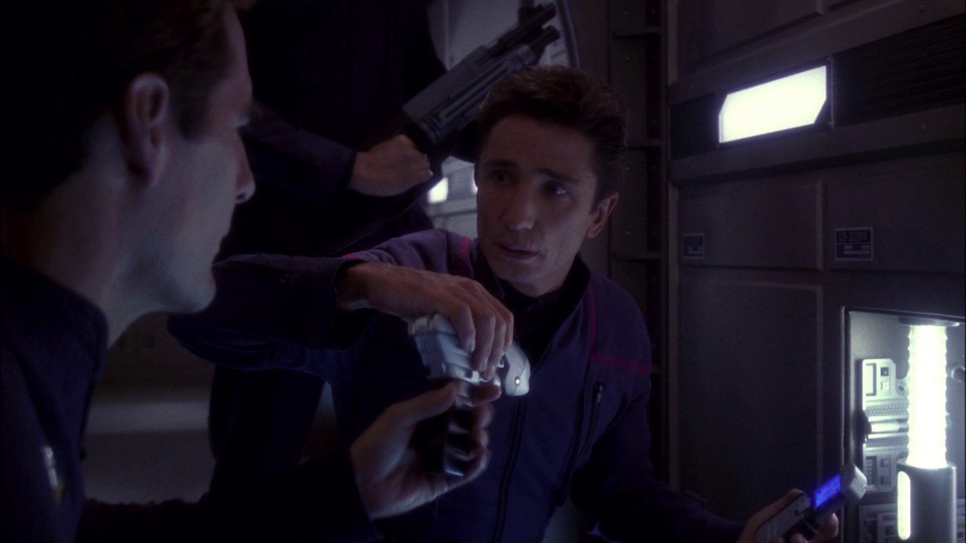 extant_StarTrek_ENT_1x11-ColdFront_3170.jpg