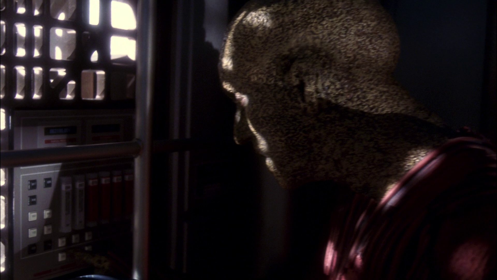 extant_StarTrek_ENT_1x11-ColdFront_3193.jpg