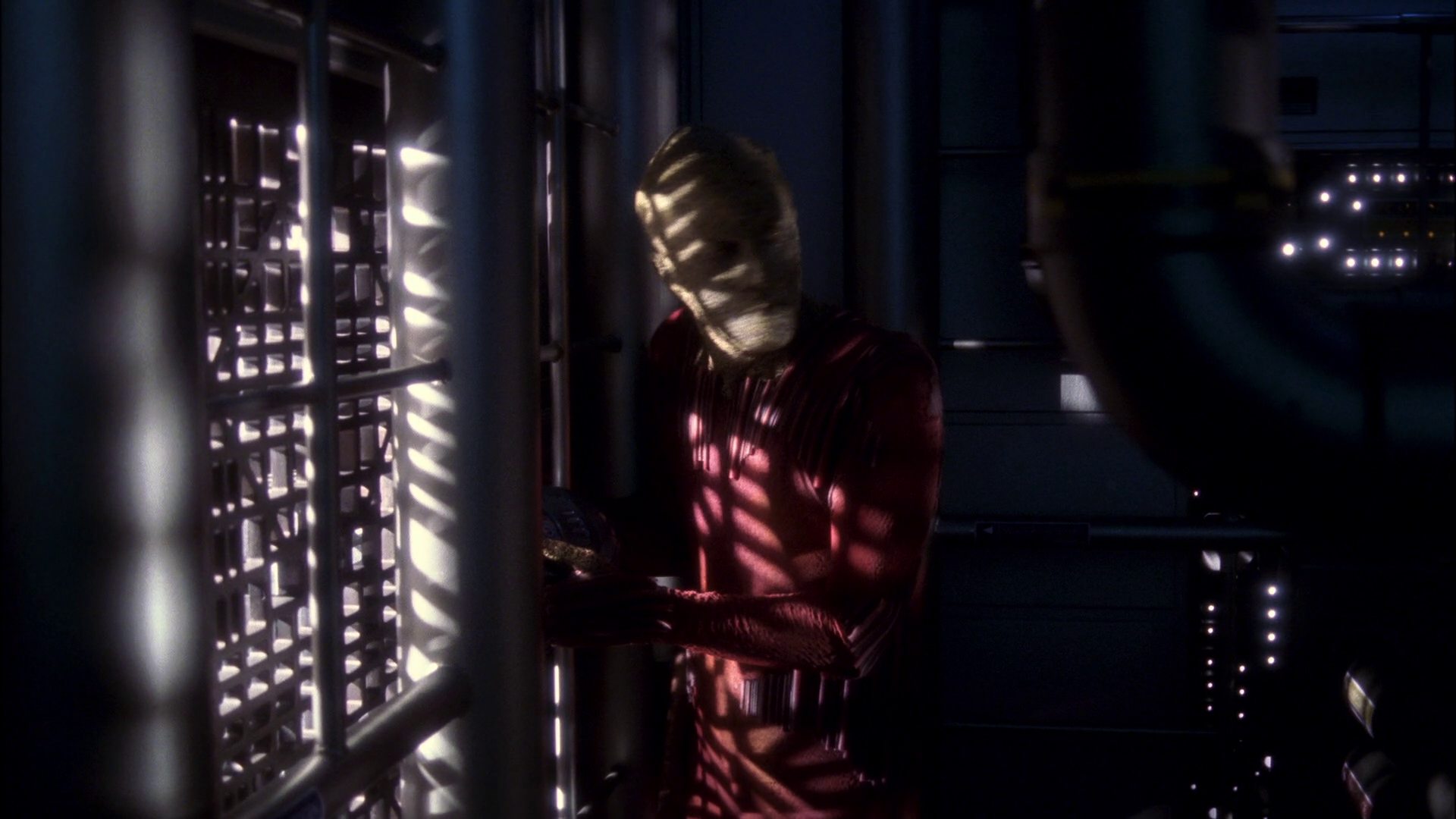 extant_StarTrek_ENT_1x11-ColdFront_3195.jpg