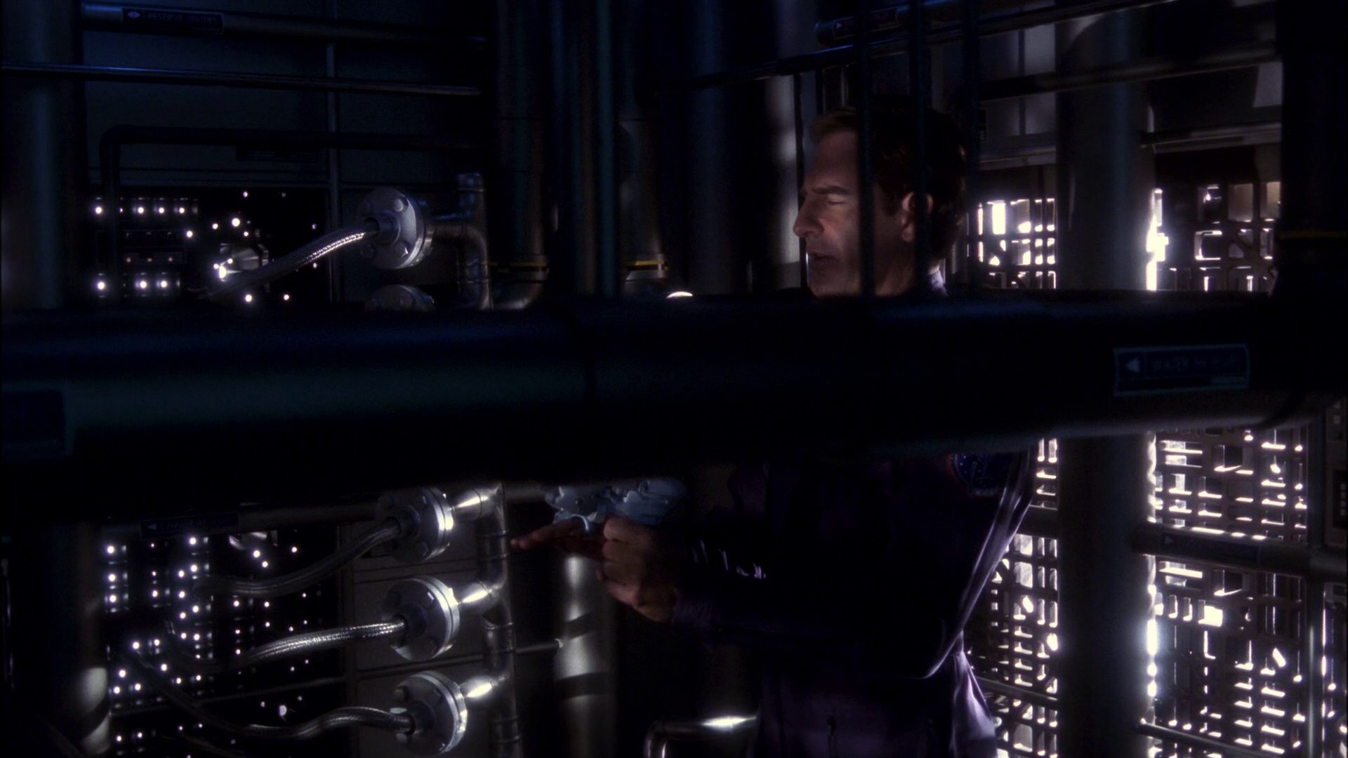 extant_StarTrek_ENT_1x11-ColdFront_3211.jpg