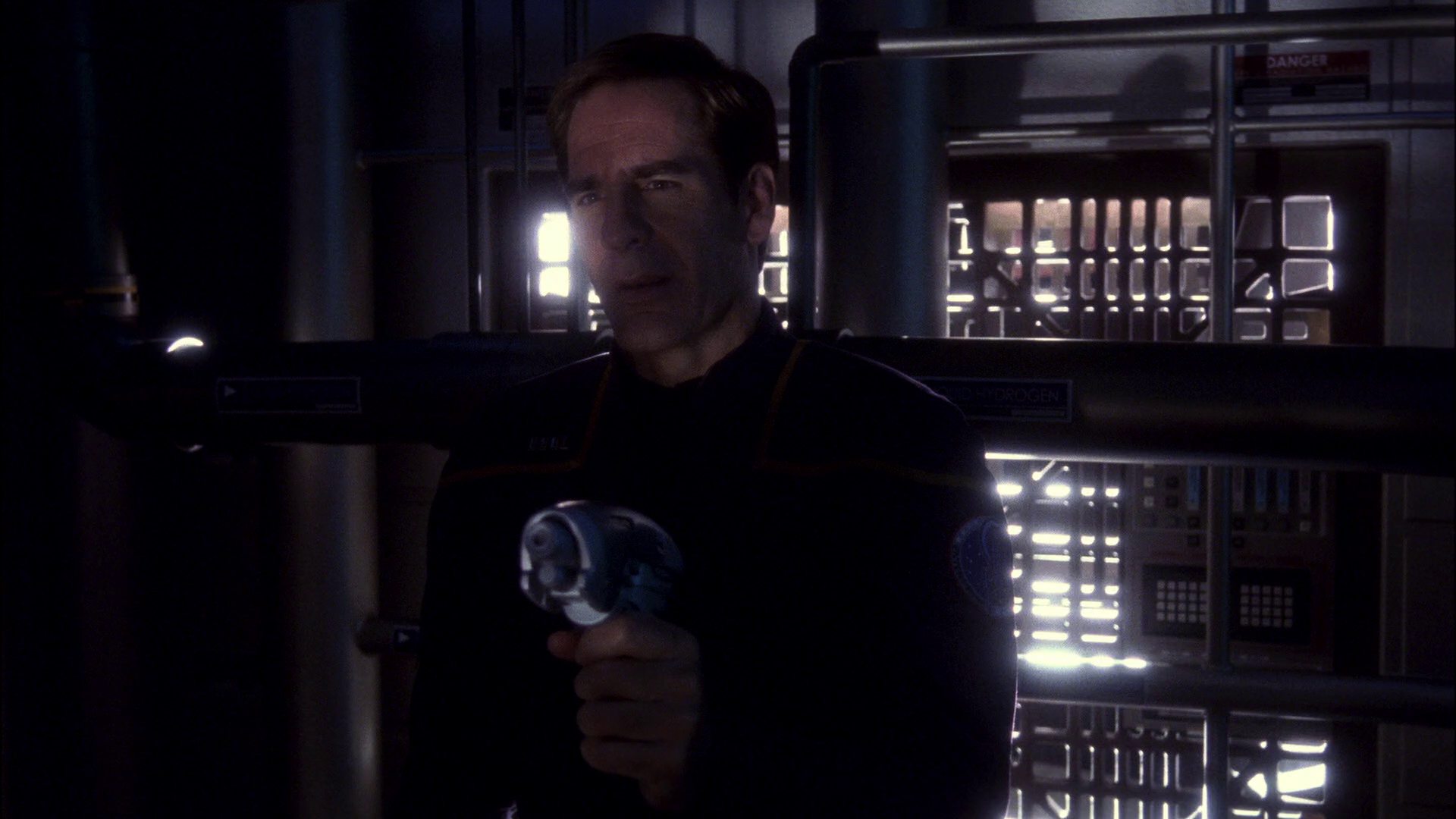extant_StarTrek_ENT_1x11-ColdFront_3225.jpg