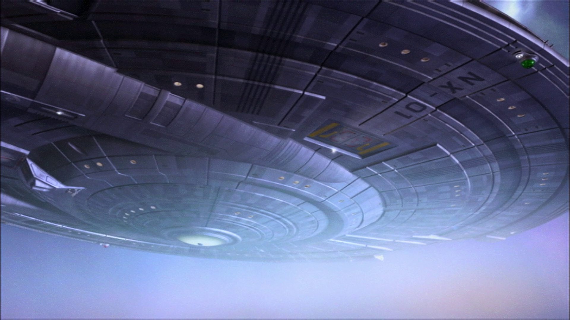 extant_StarTrek_ENT_1x11-ColdFront_3250.jpg