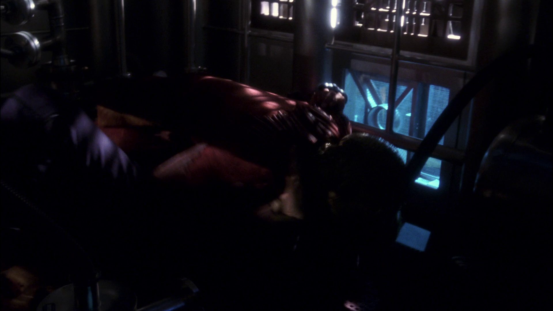 extant_StarTrek_ENT_1x11-ColdFront_3269.jpg