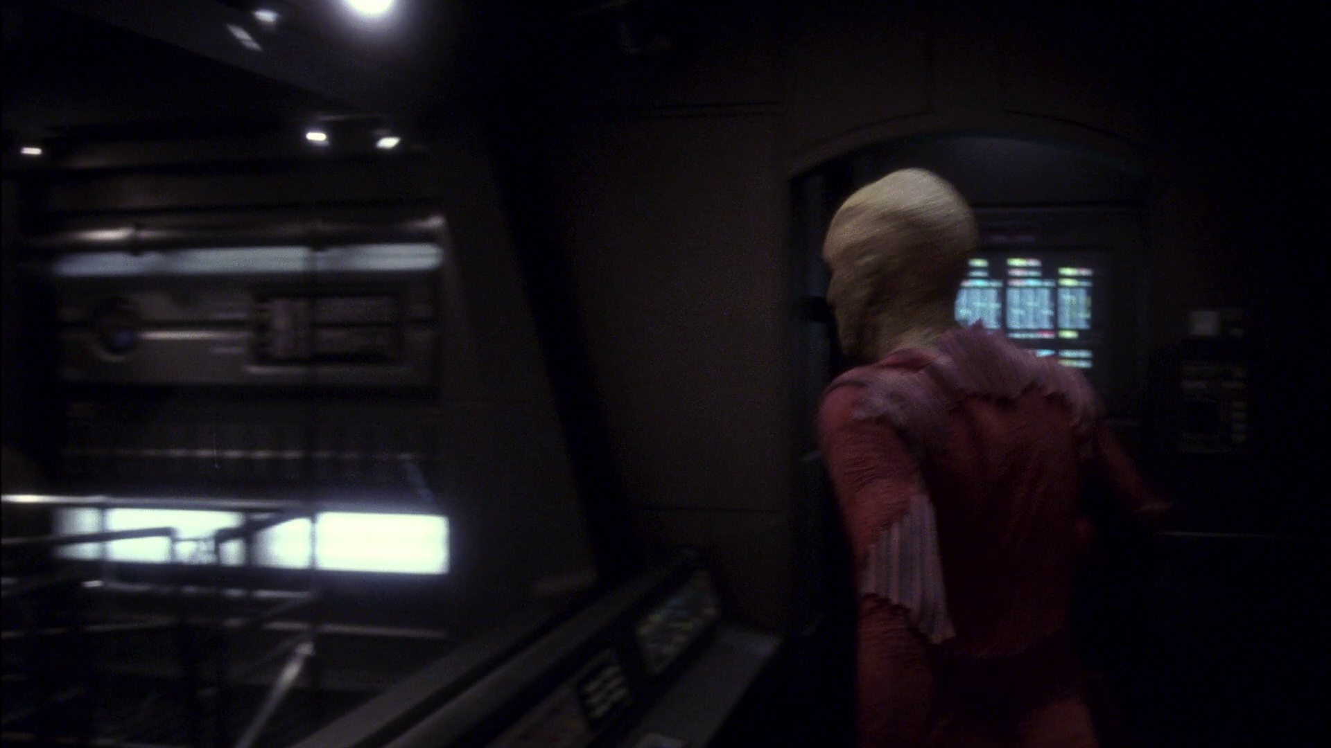 extant_StarTrek_ENT_1x11-ColdFront_3315.jpg