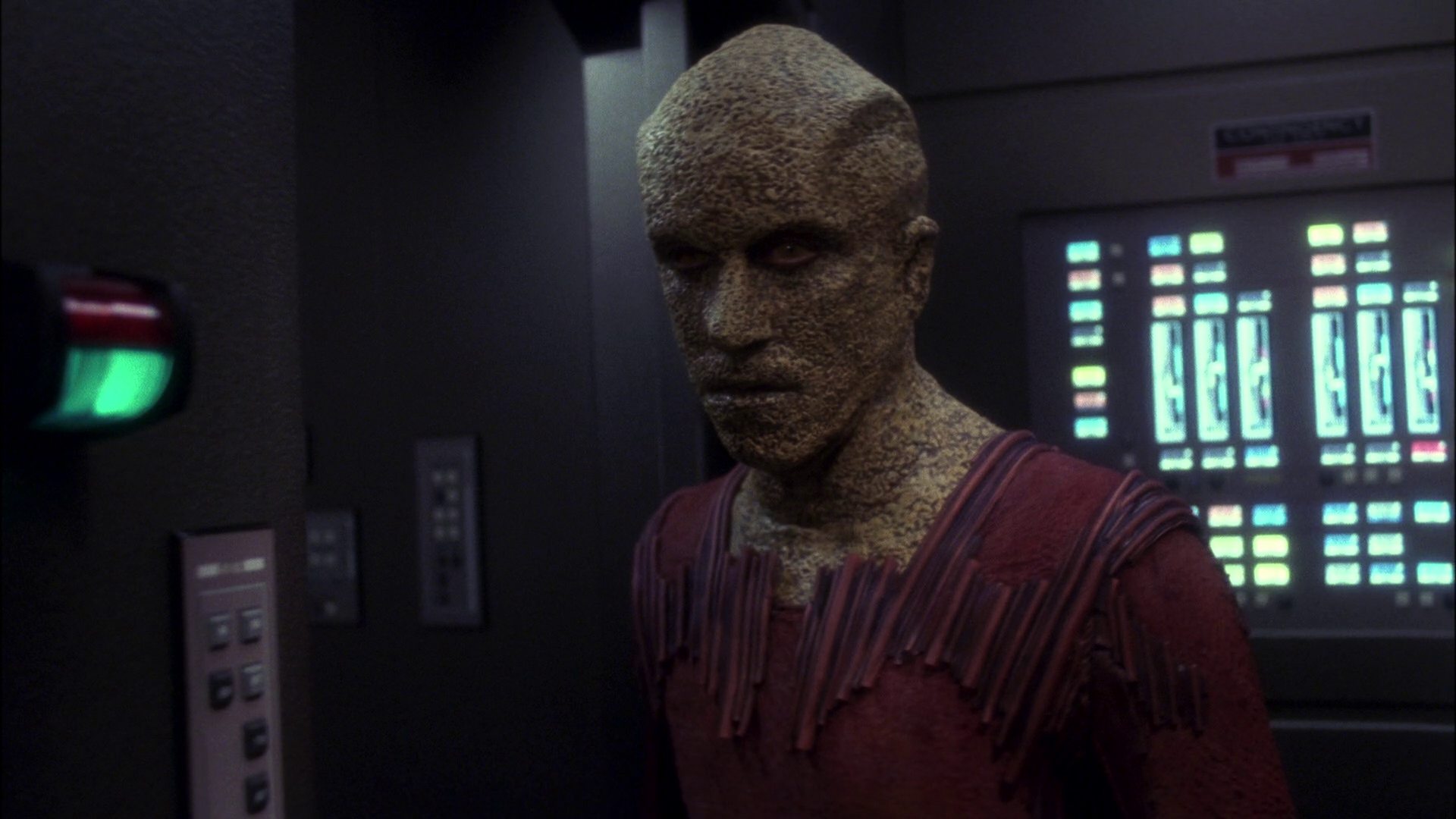 extant_StarTrek_ENT_1x11-ColdFront_3332.jpg