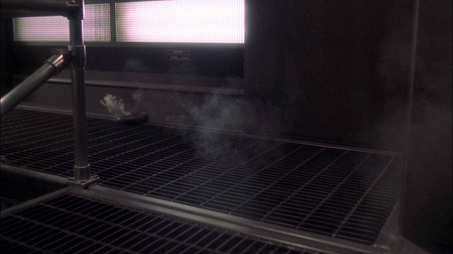 extant_StarTrek_ENT_1x11-ColdFront_3345.jpg