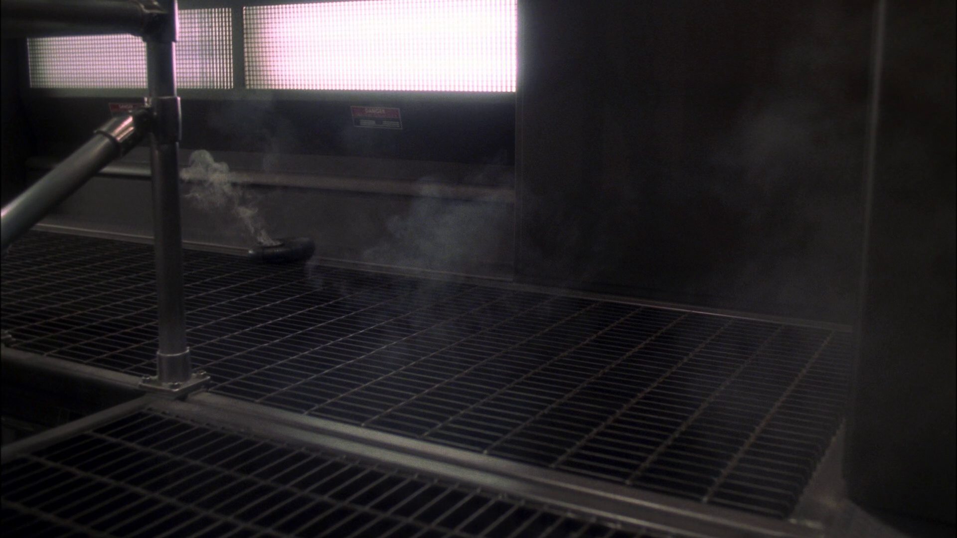 extant_StarTrek_ENT_1x11-ColdFront_3346.jpg