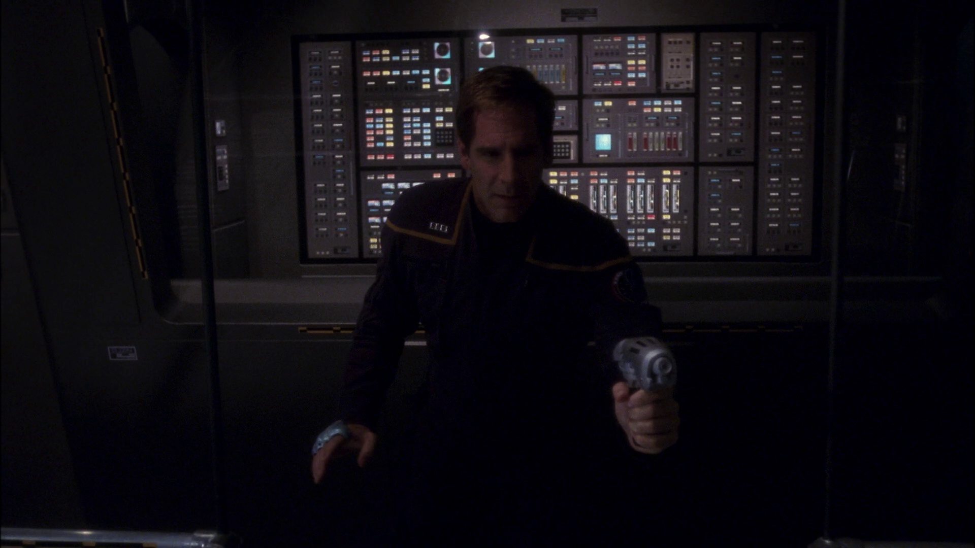 extant_StarTrek_ENT_1x11-ColdFront_3369.jpg