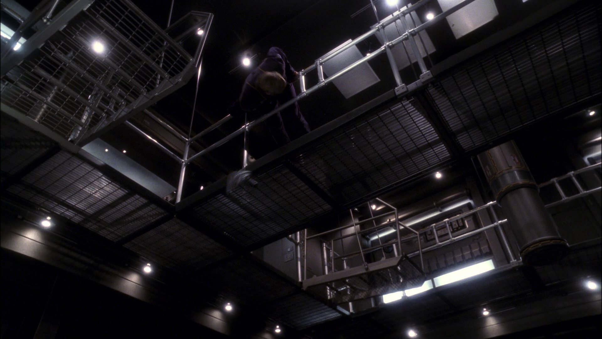 extant_StarTrek_ENT_1x11-ColdFront_3394.jpg