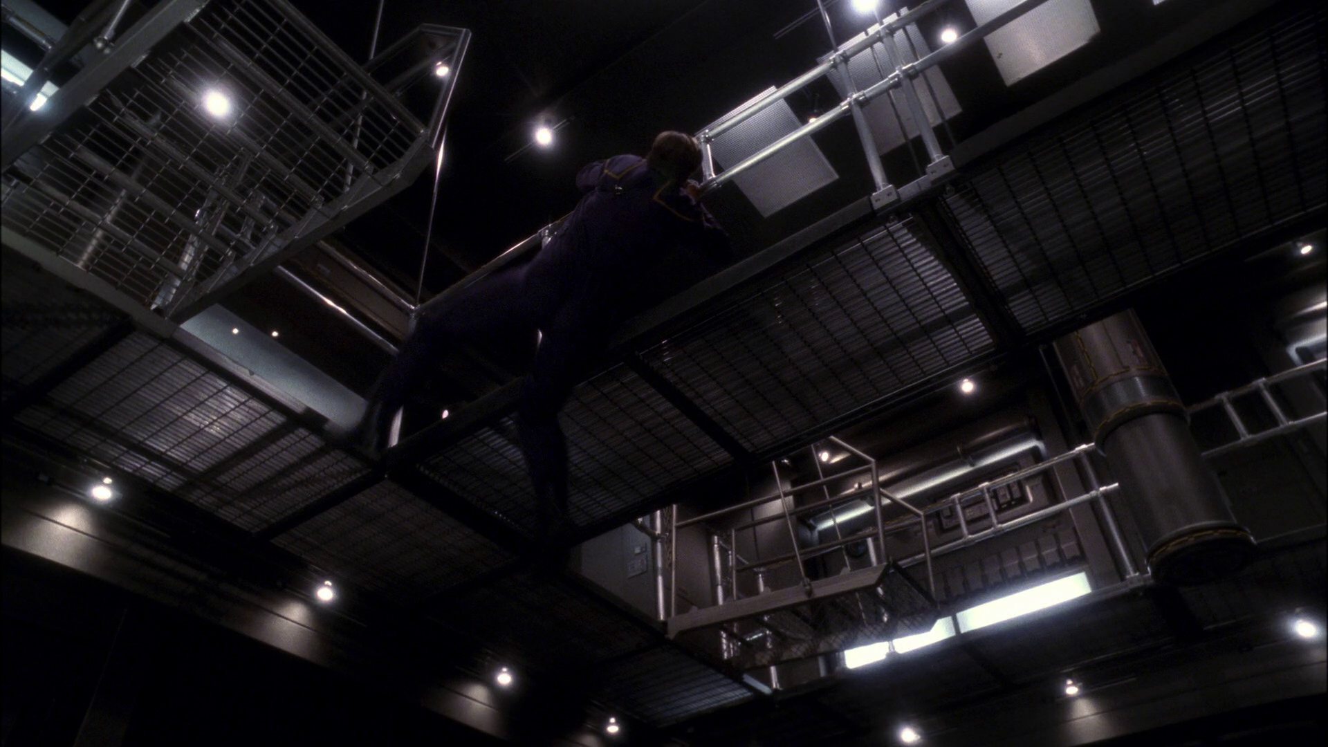 extant_StarTrek_ENT_1x11-ColdFront_3396.jpg