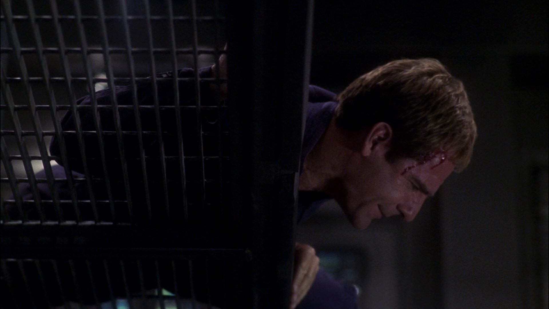 extant_StarTrek_ENT_1x11-ColdFront_3437.jpg