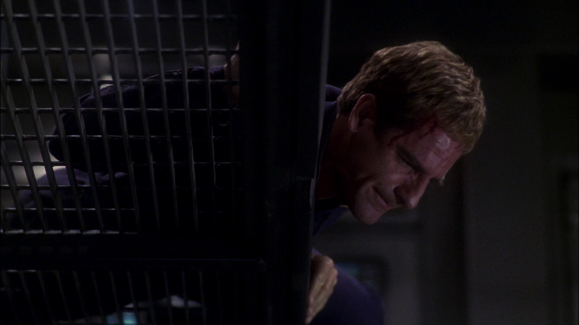 extant_StarTrek_ENT_1x11-ColdFront_3438.jpg