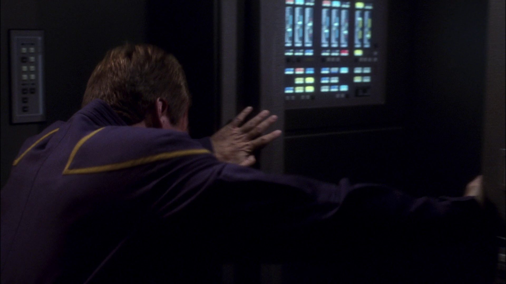 extant_StarTrek_ENT_1x11-ColdFront_3446.jpg