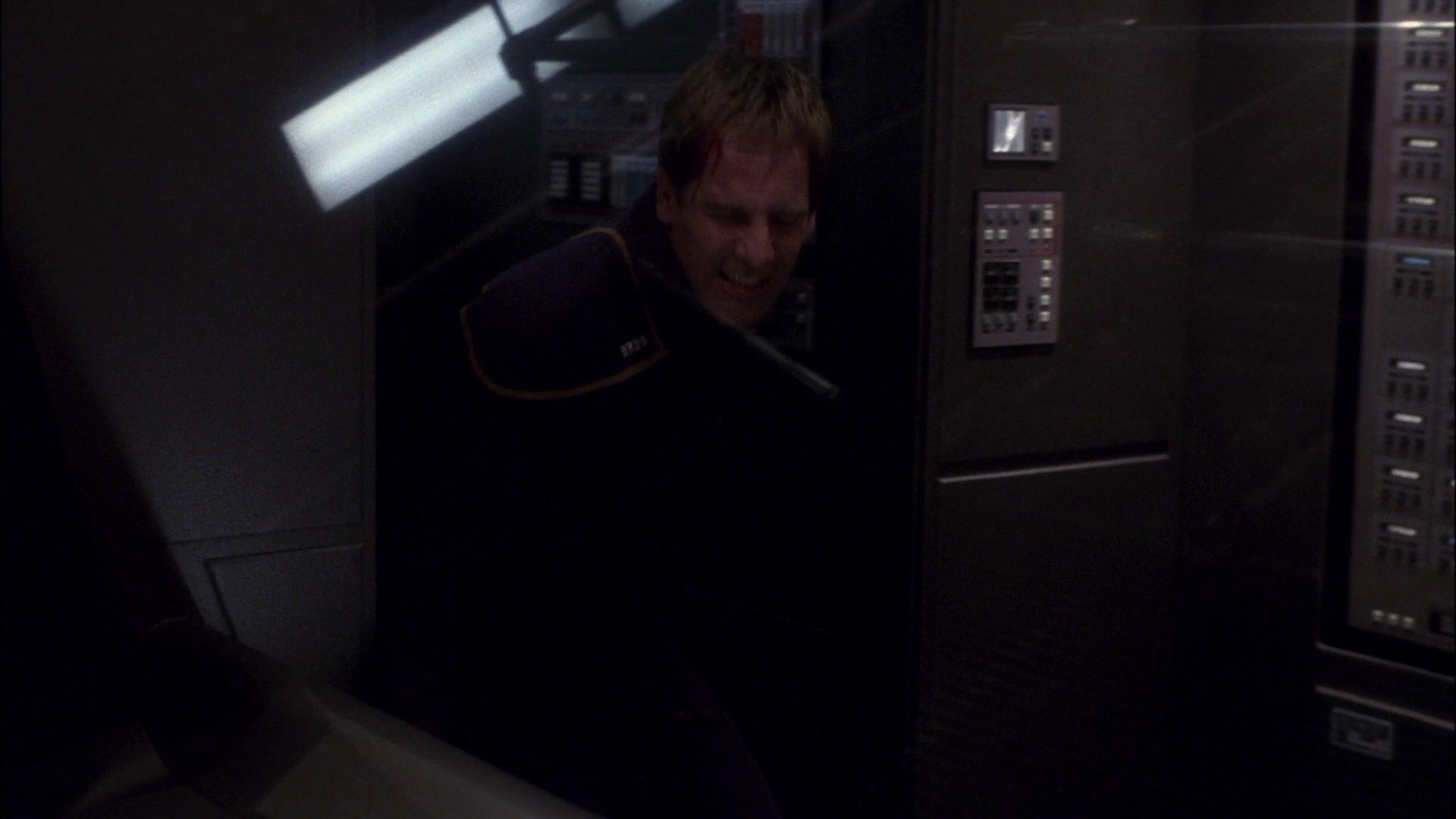 extant_StarTrek_ENT_1x11-ColdFront_3457.jpg