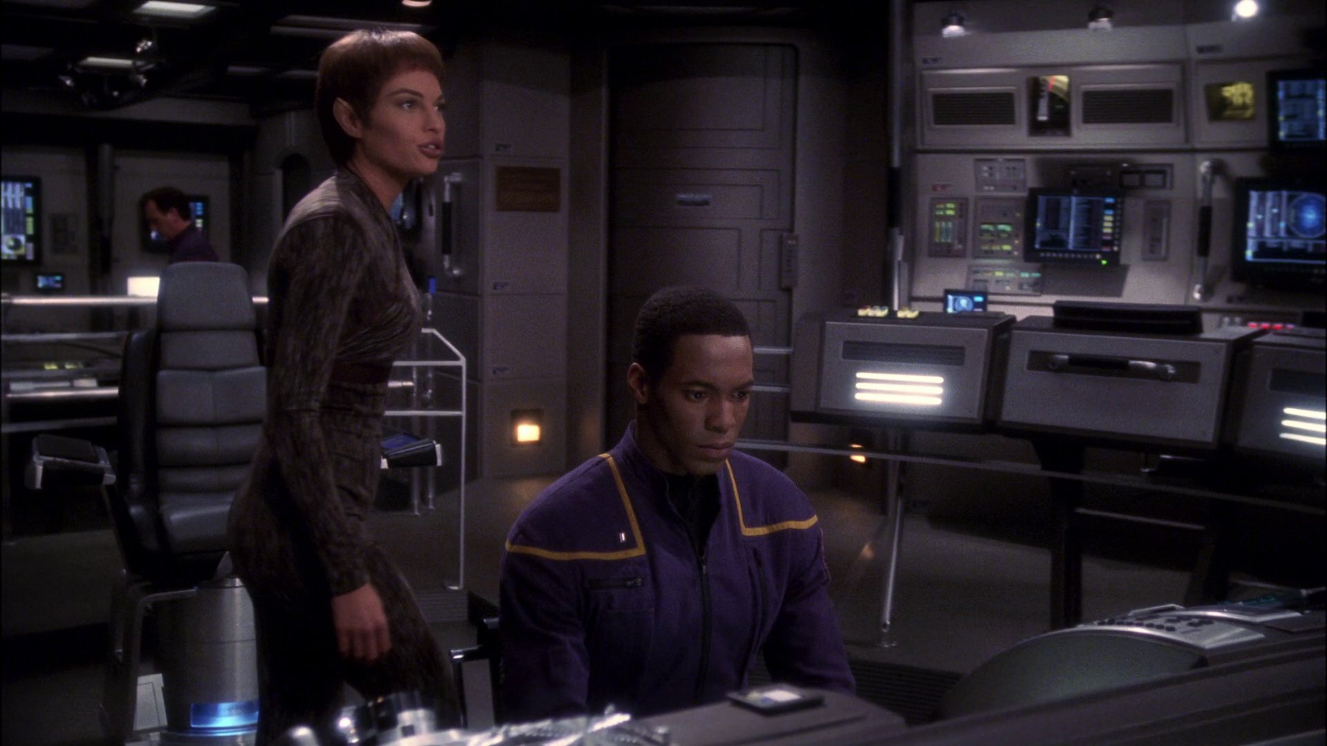 extant_StarTrek_ENT_1x11-ColdFront_3485.jpg