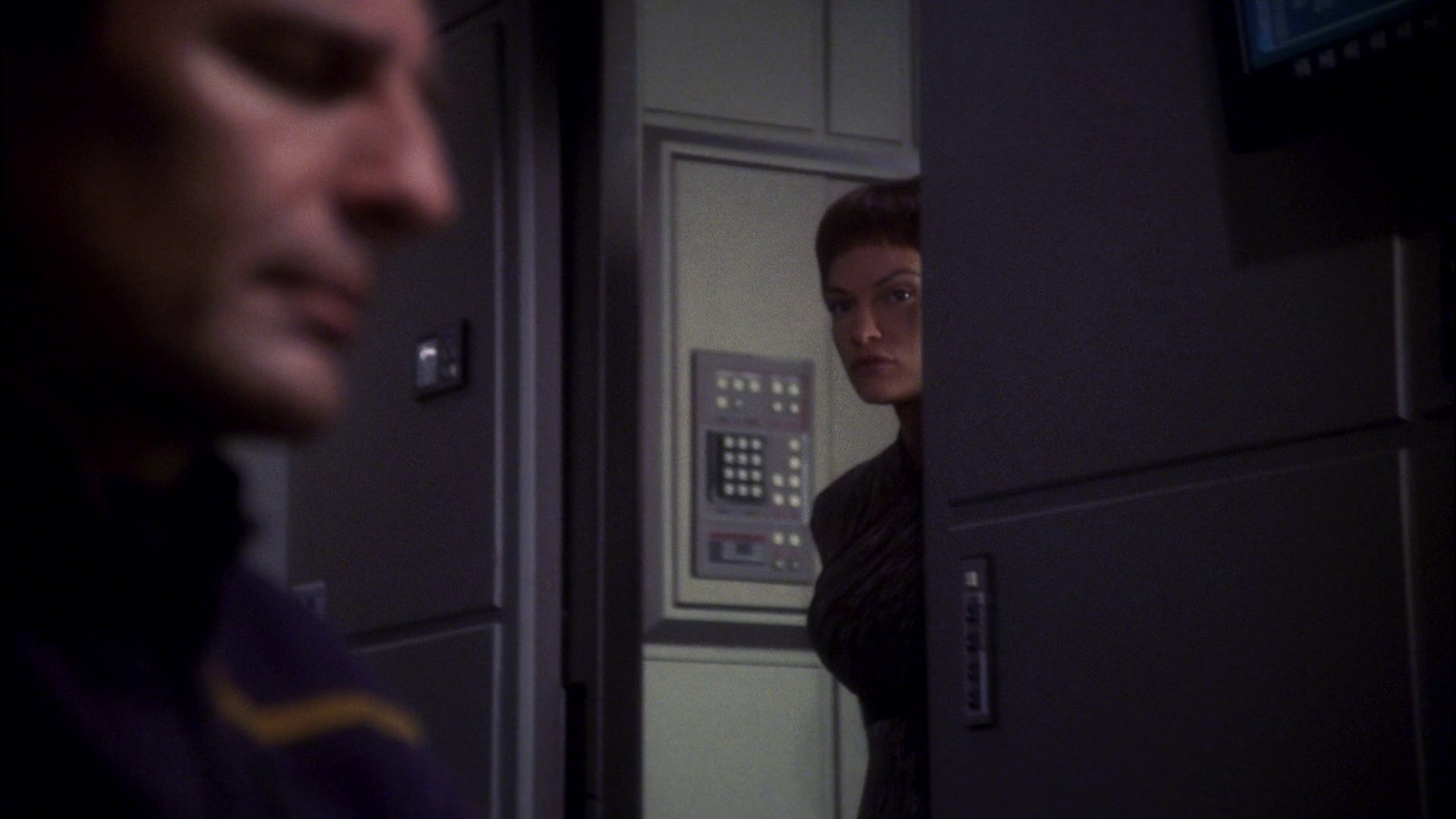 extant_StarTrek_ENT_1x11-ColdFront_3519.jpg