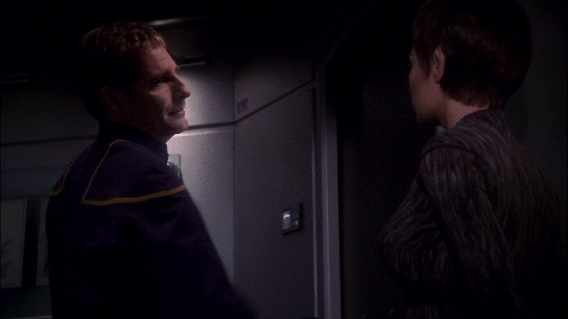 extant_StarTrek_ENT_1x11-ColdFront_3571.jpg