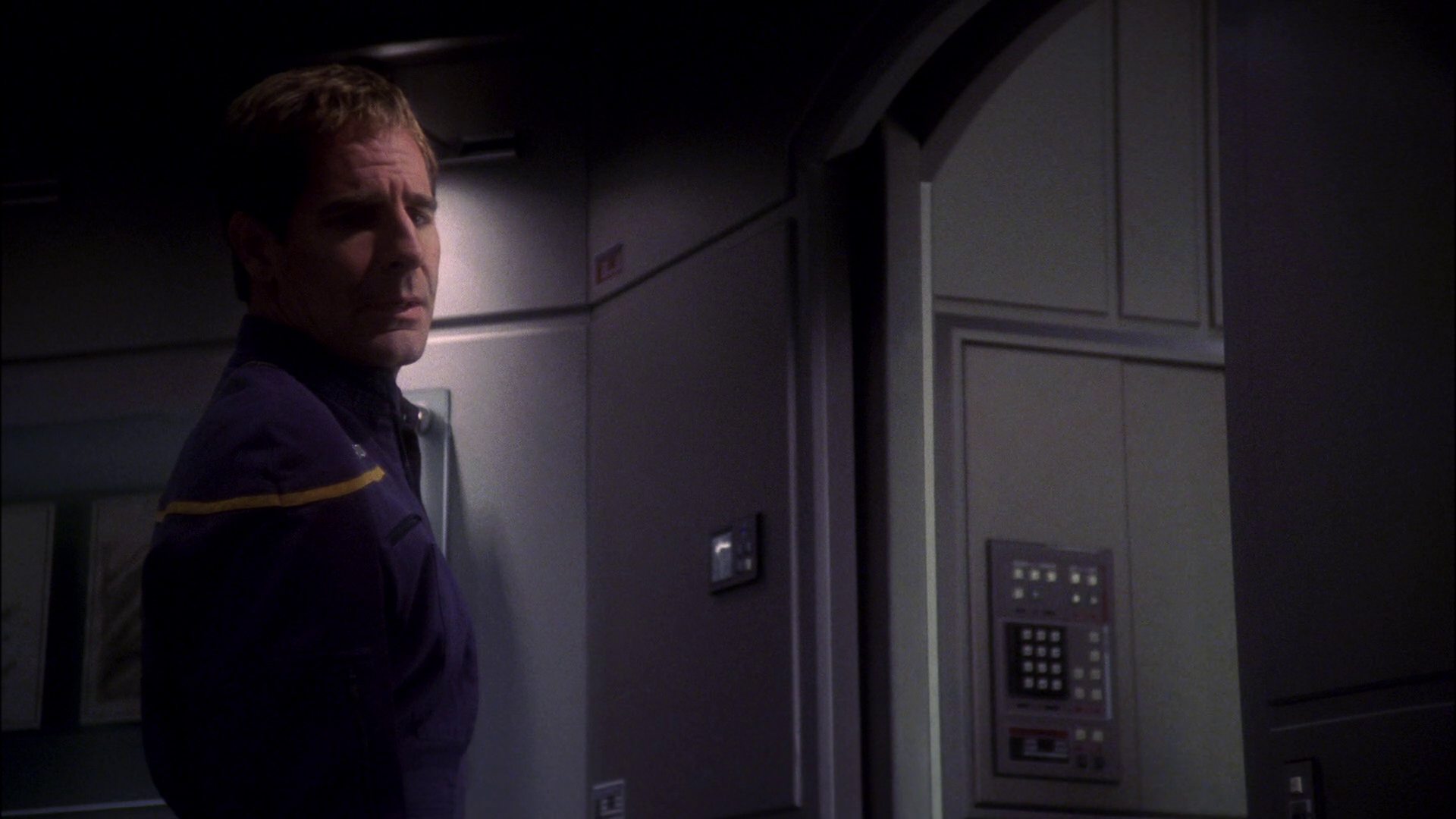 extant_StarTrek_ENT_1x11-ColdFront_3576.jpg