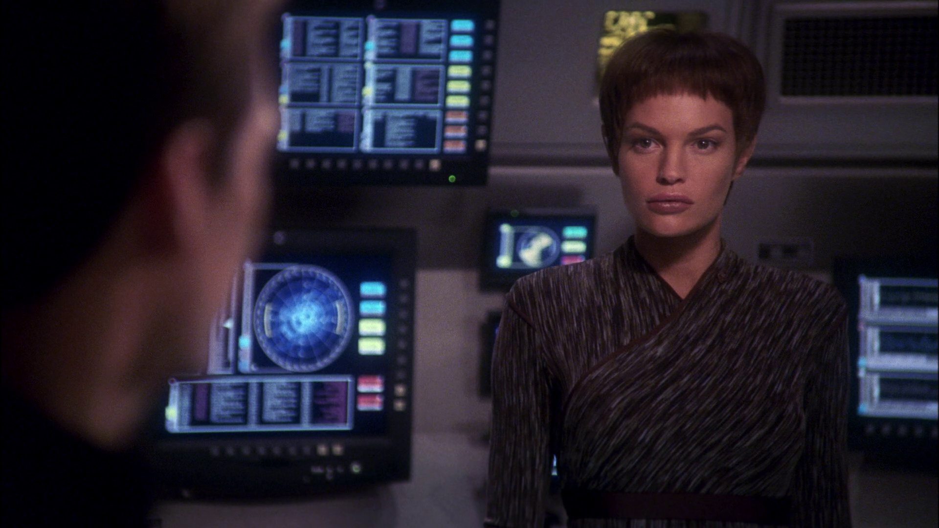 extant_StarTrek_ENT_1x11-ColdFront_3614.jpg