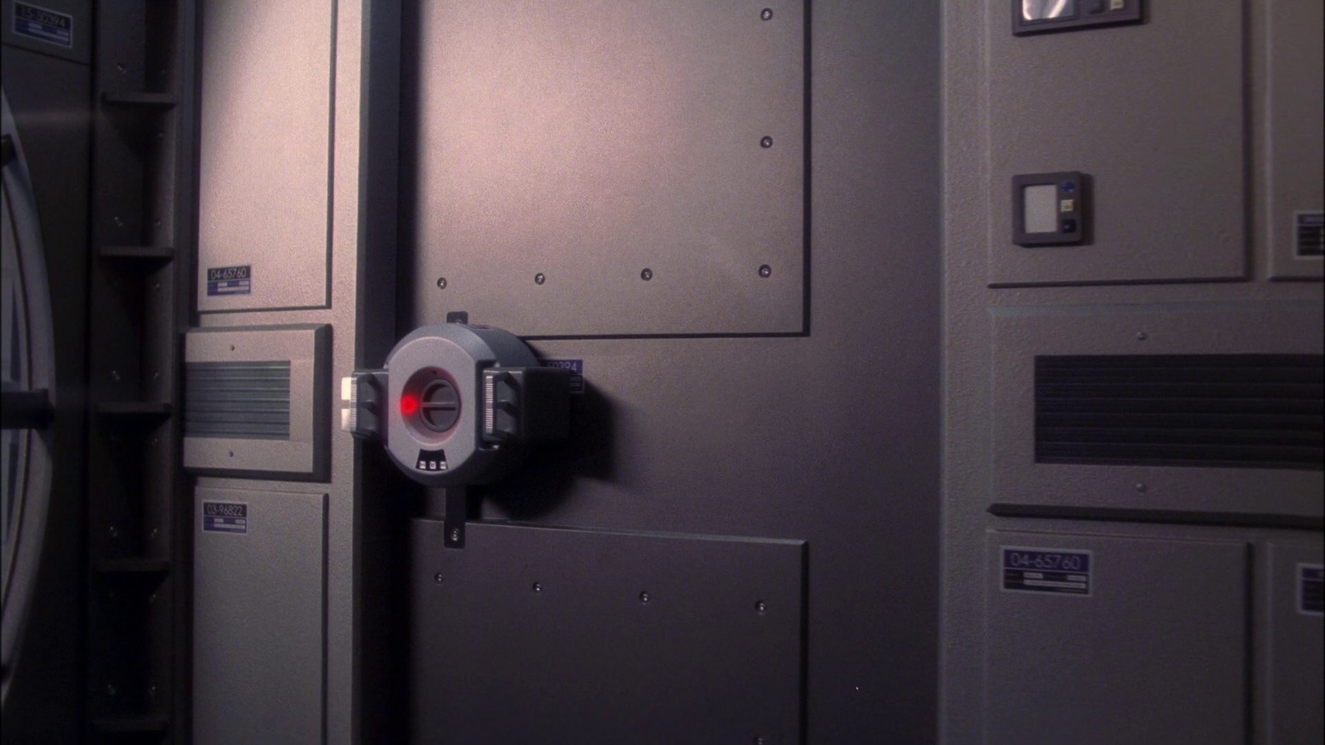 extant_StarTrek_ENT_1x11-ColdFront_3674.jpg