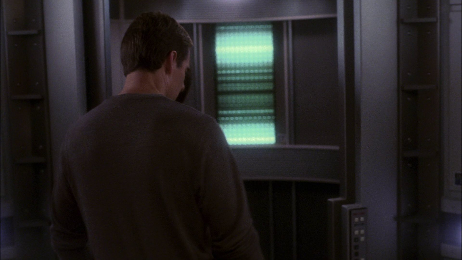 extant_StarTrek_ENT_1x12-SilentEnemy_1076.jpg