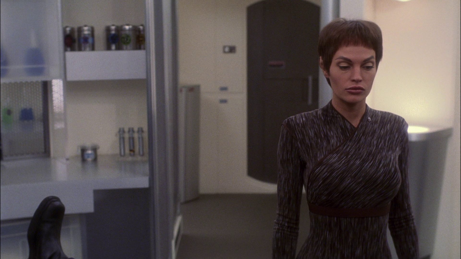 extant_StarTrek_ENT_1x12-SilentEnemy_2068.jpg
