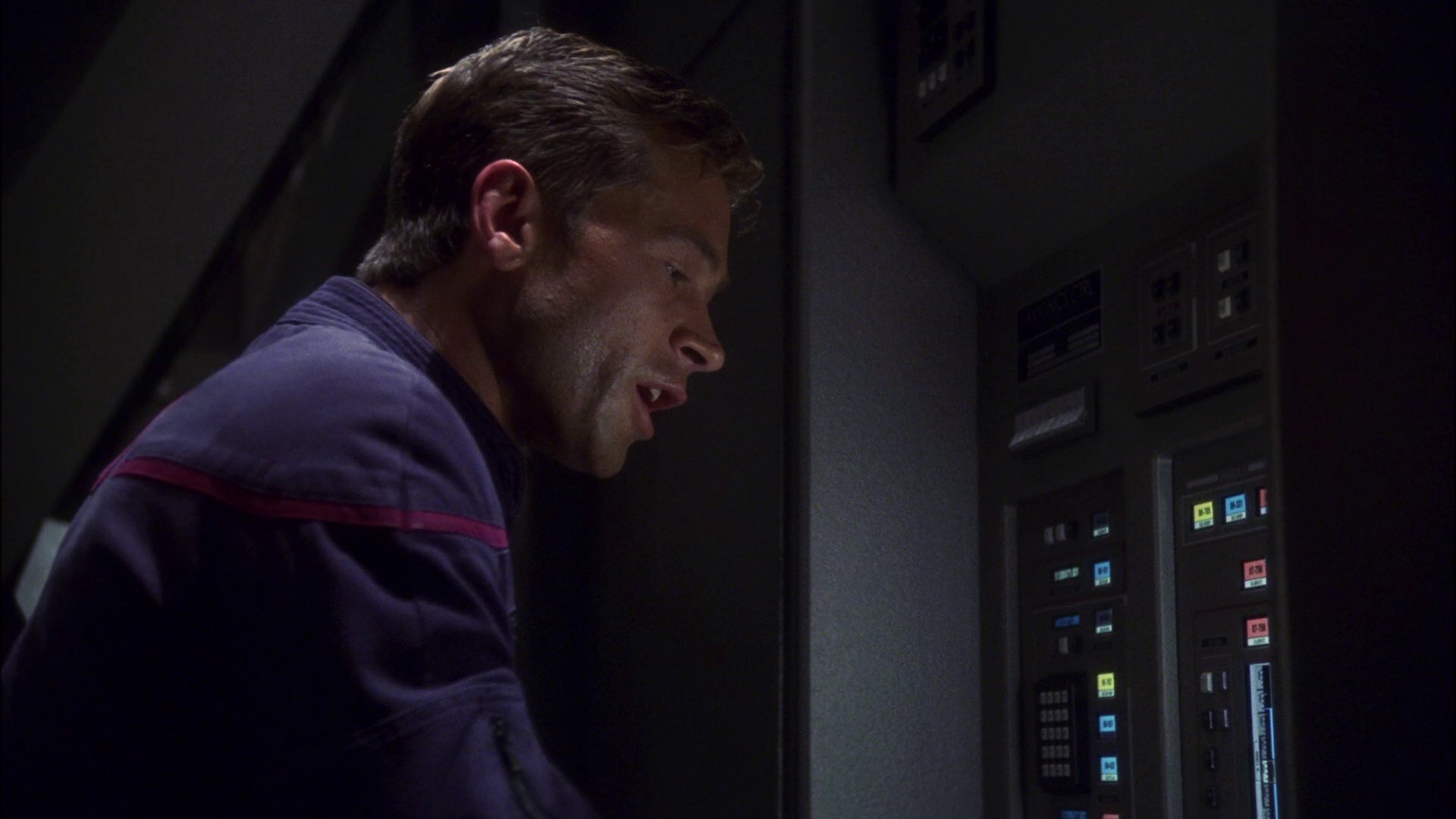 extant_StarTrek_ENT_1x12-SilentEnemy_3329.jpg