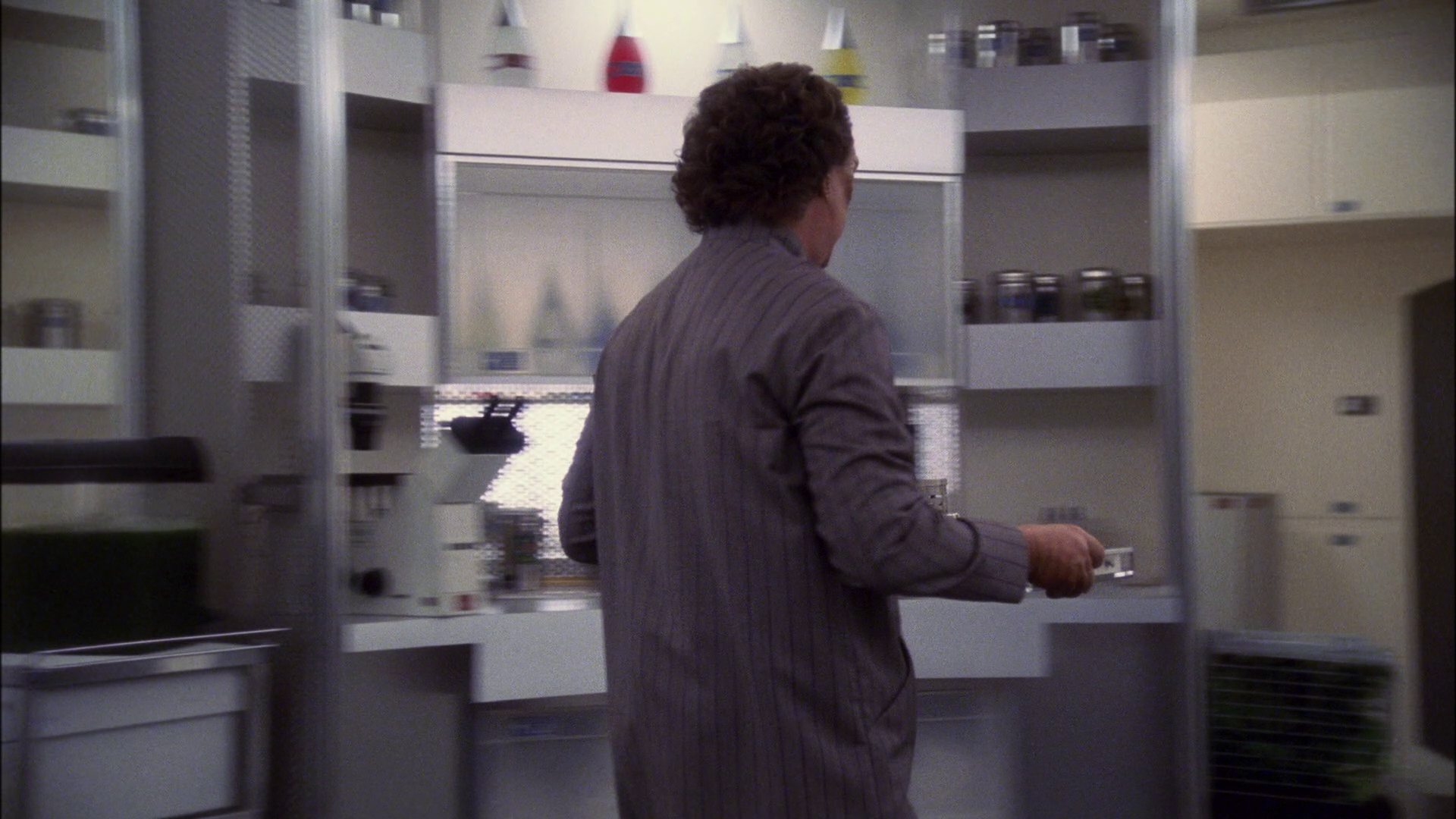 extant_StarTrek_ENT_1x13-DearDoctor_0027.jpg
