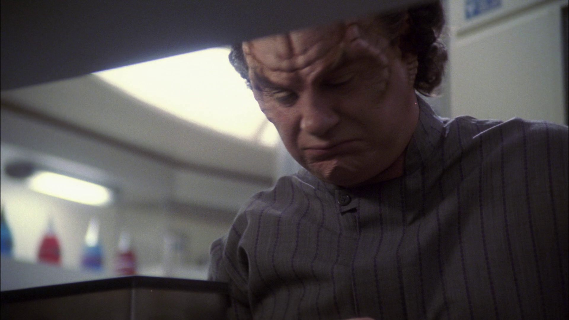 extant_StarTrek_ENT_1x13-DearDoctor_0101.jpg