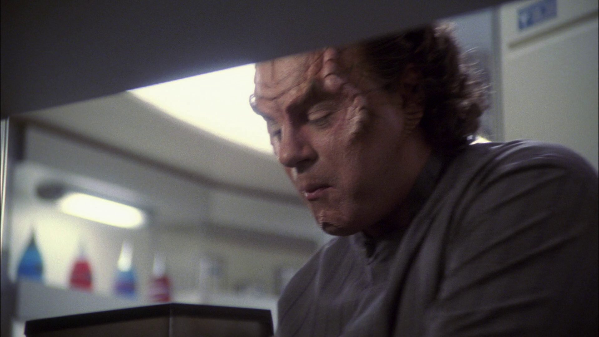 extant_StarTrek_ENT_1x13-DearDoctor_0113.jpg
