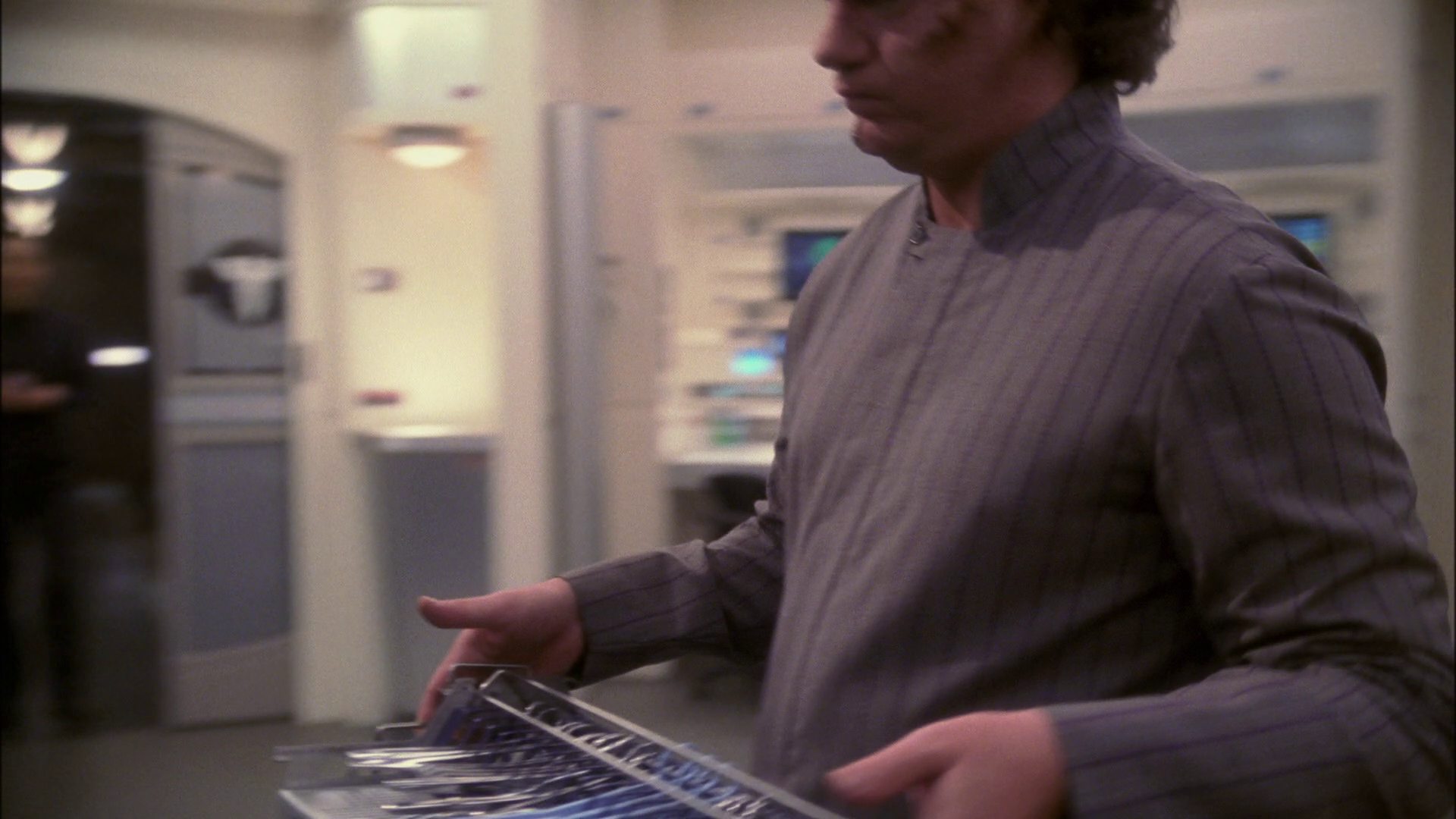 extant_StarTrek_ENT_1x13-DearDoctor_0239.jpg