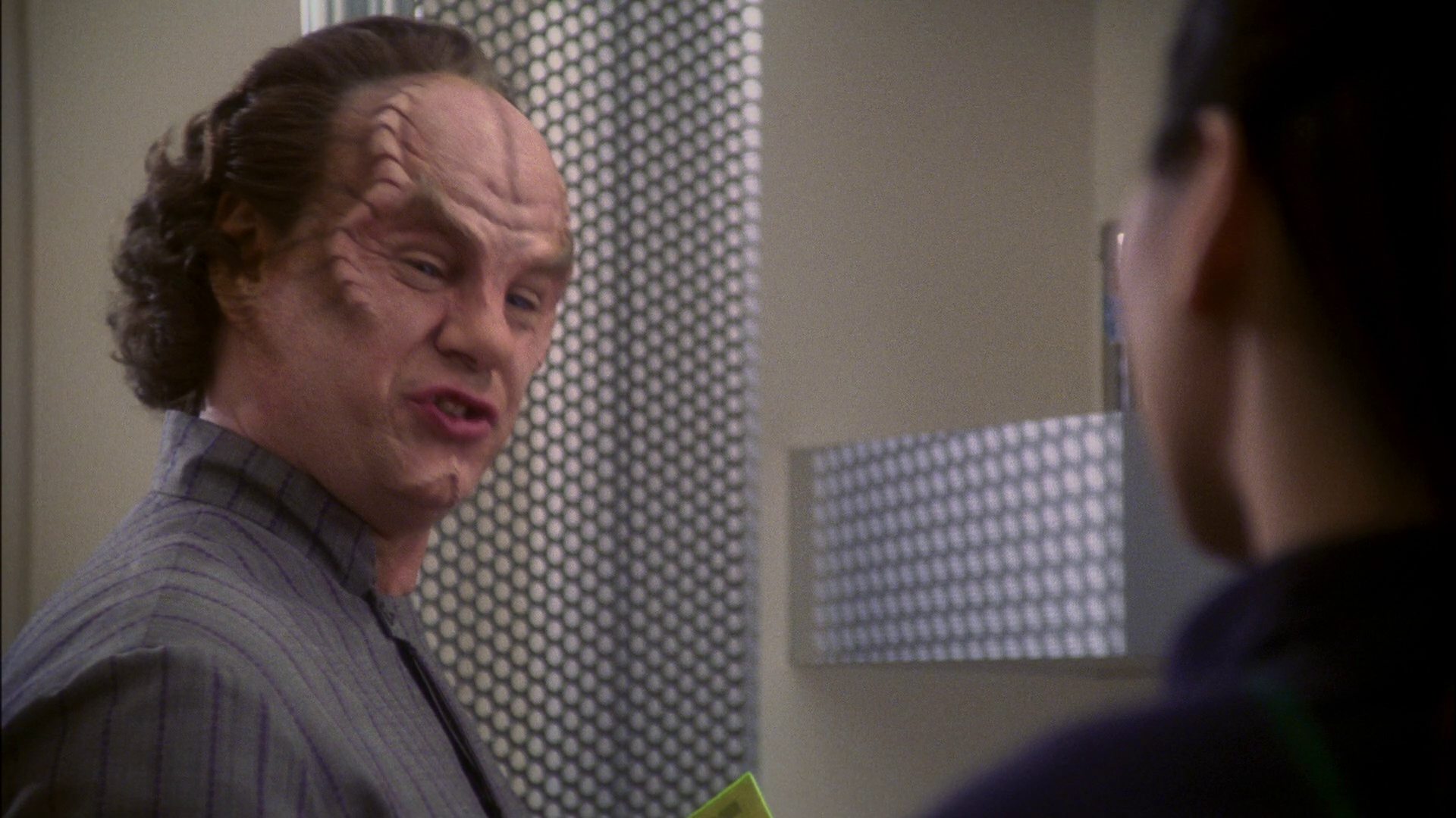 extant_StarTrek_ENT_1x13-DearDoctor_0258.jpg