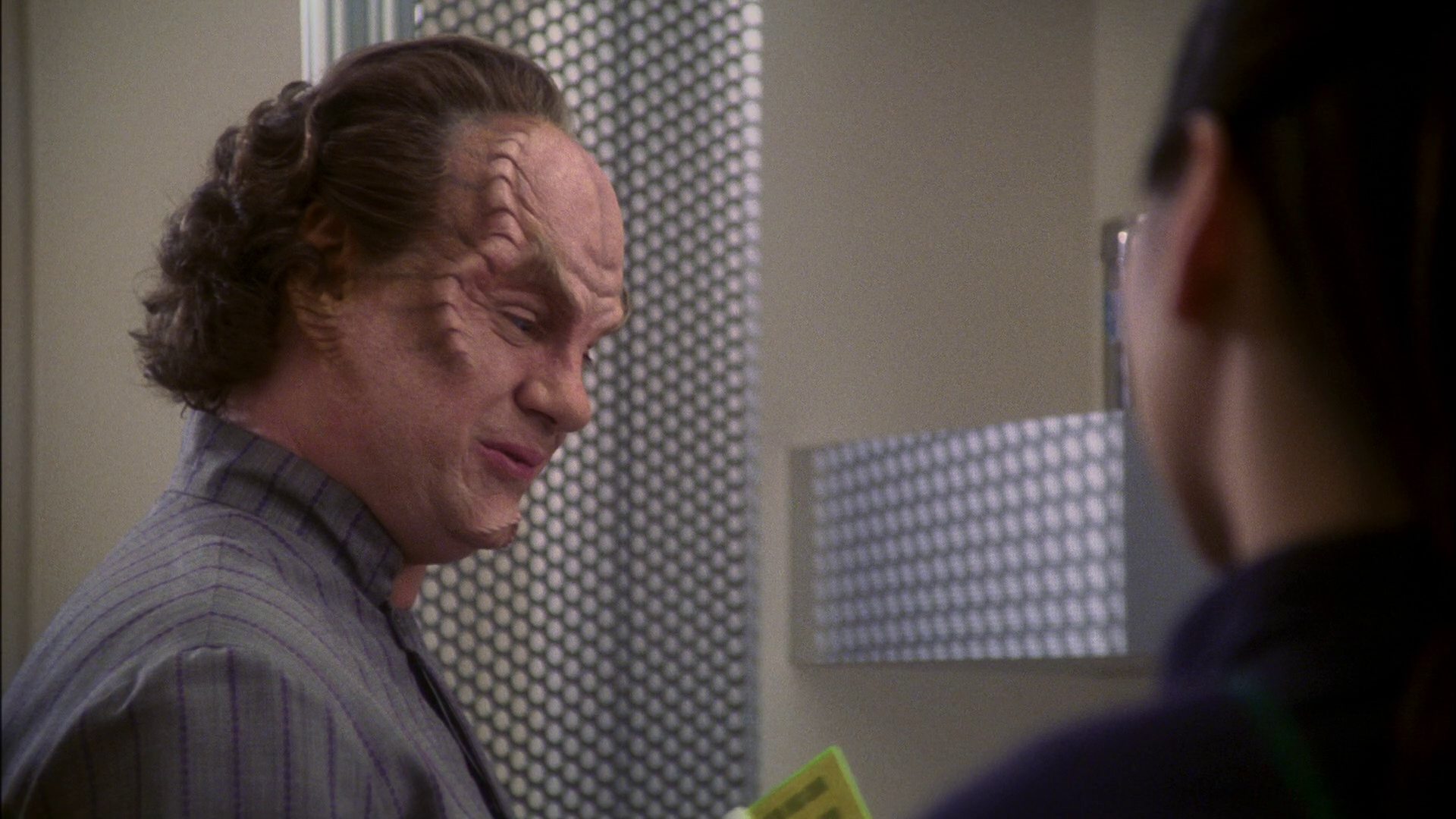 extant_StarTrek_ENT_1x13-DearDoctor_0268.jpg