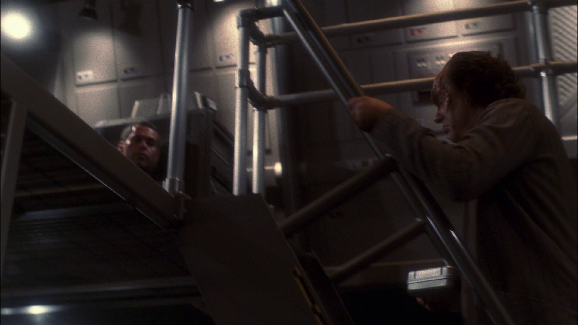 extant_StarTrek_ENT_1x13-DearDoctor_0387.jpg