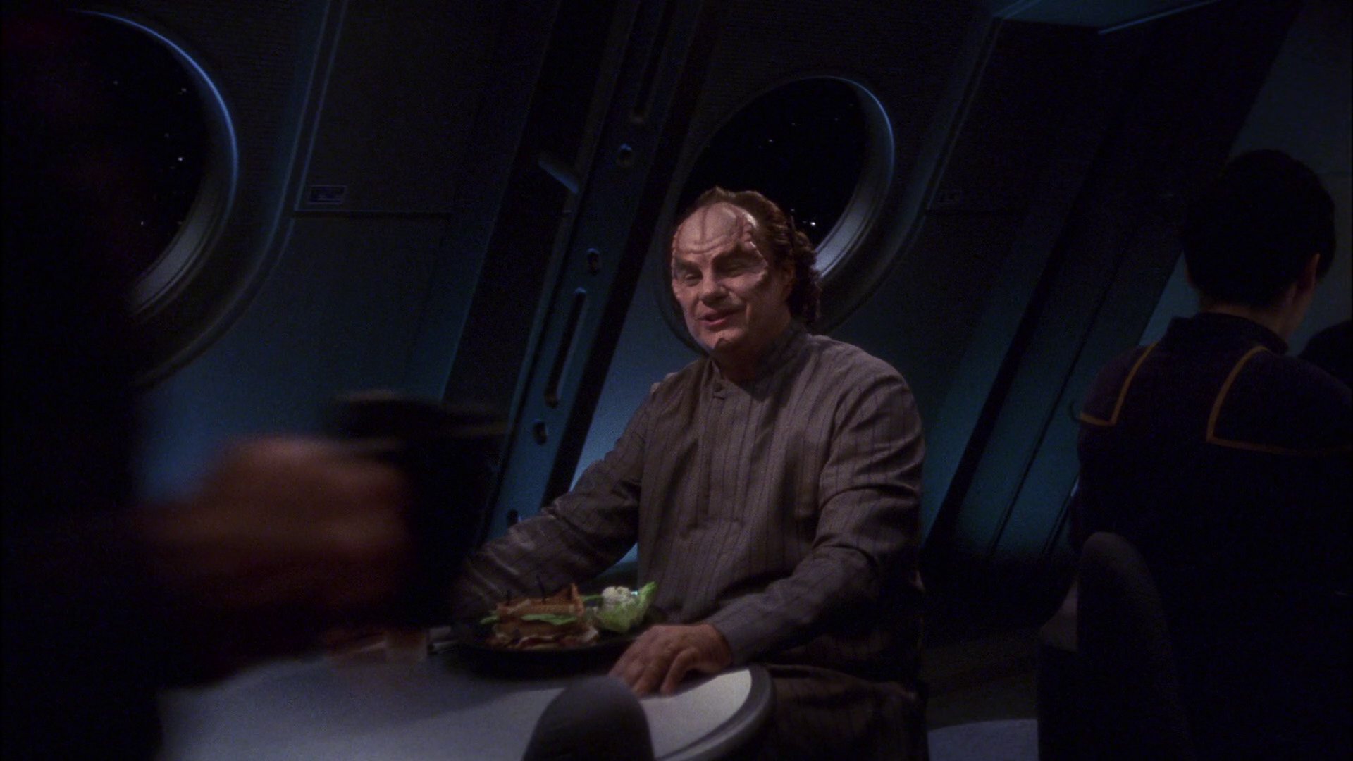 extant_StarTrek_ENT_1x13-DearDoctor_0444.jpg