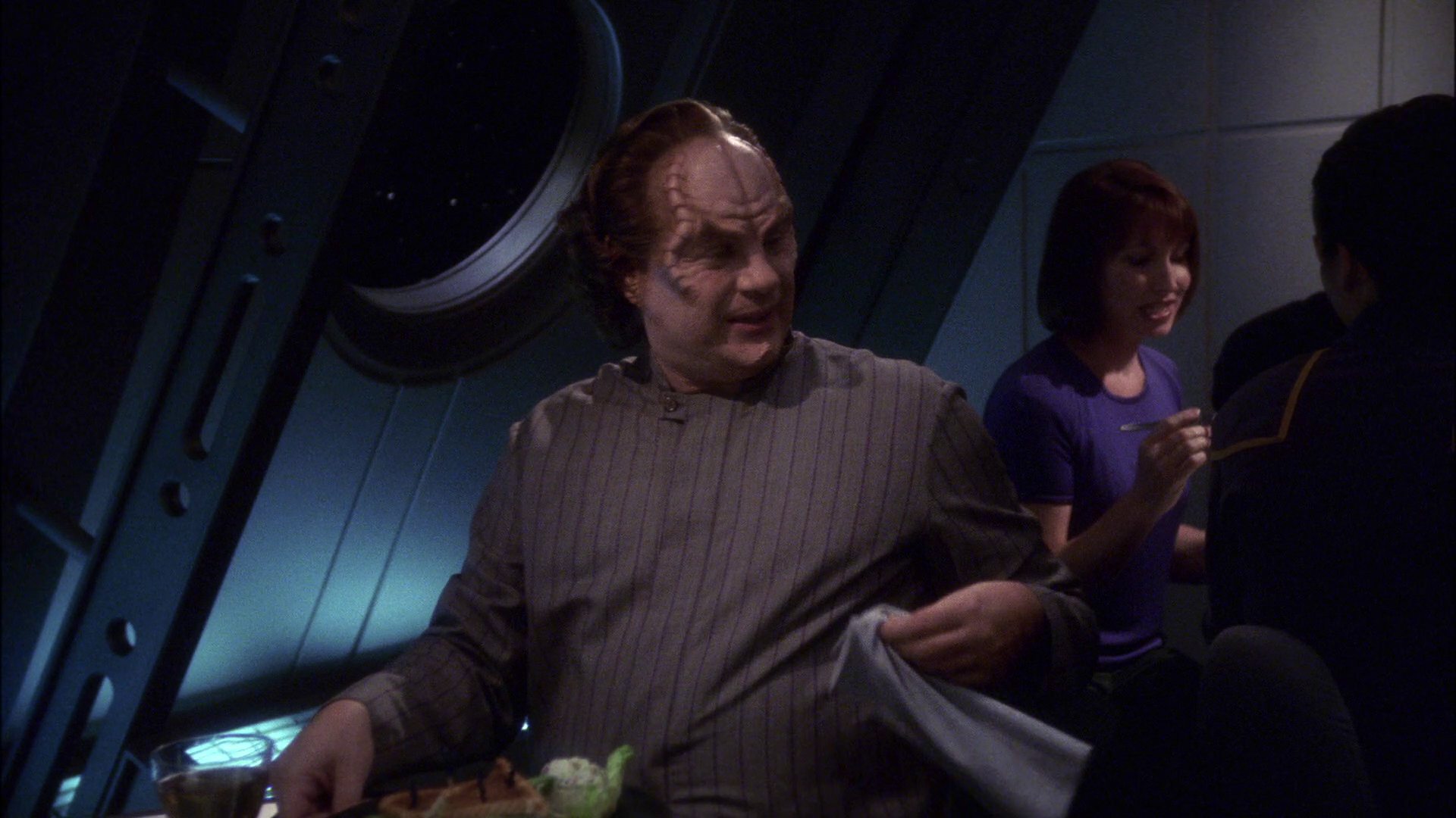 extant_StarTrek_ENT_1x13-DearDoctor_0459.jpg