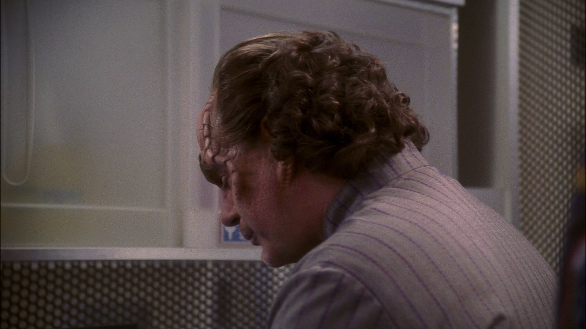 extant_StarTrek_ENT_1x13-DearDoctor_0472.jpg