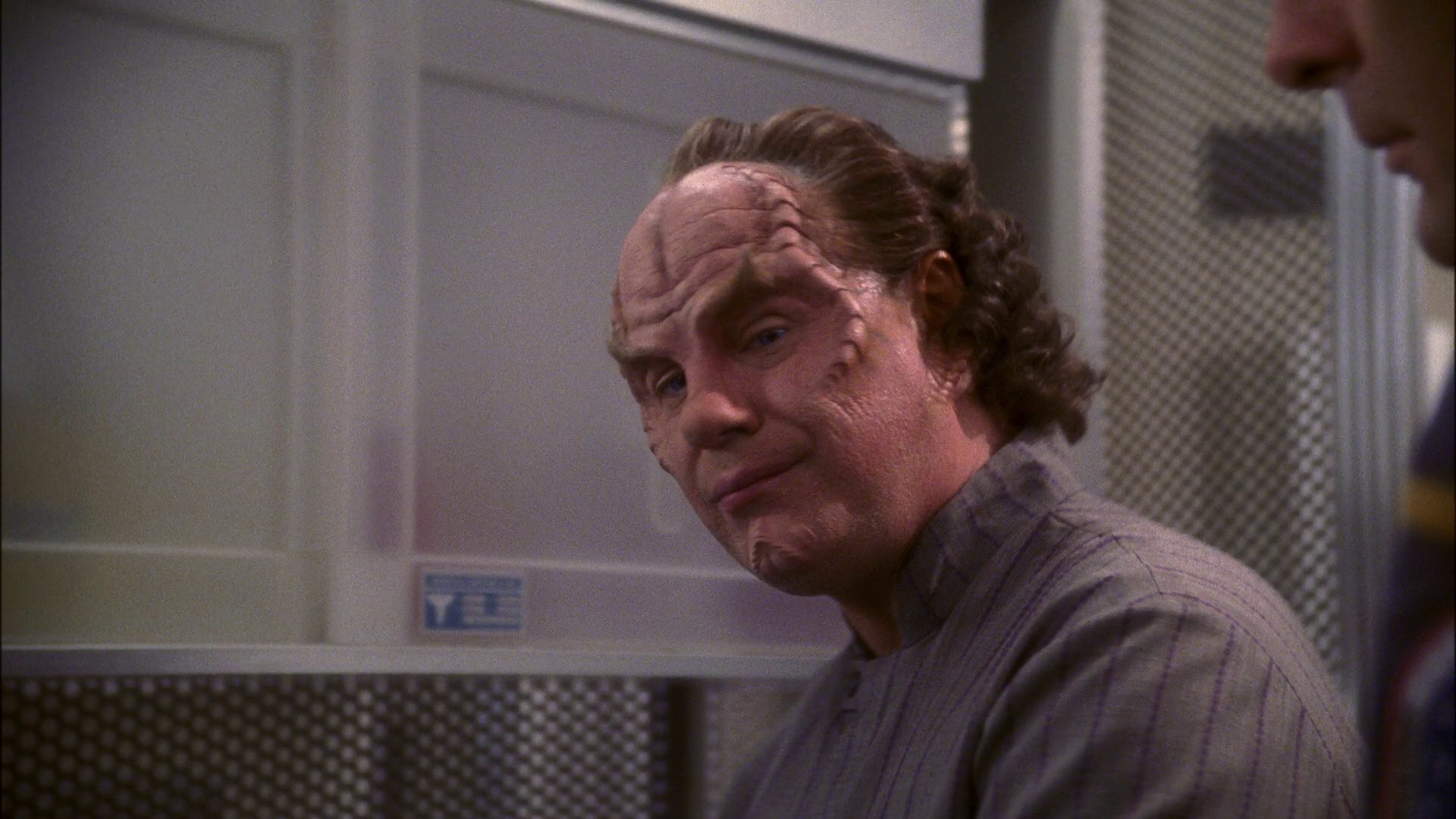 extant_StarTrek_ENT_1x13-DearDoctor_0473.jpg